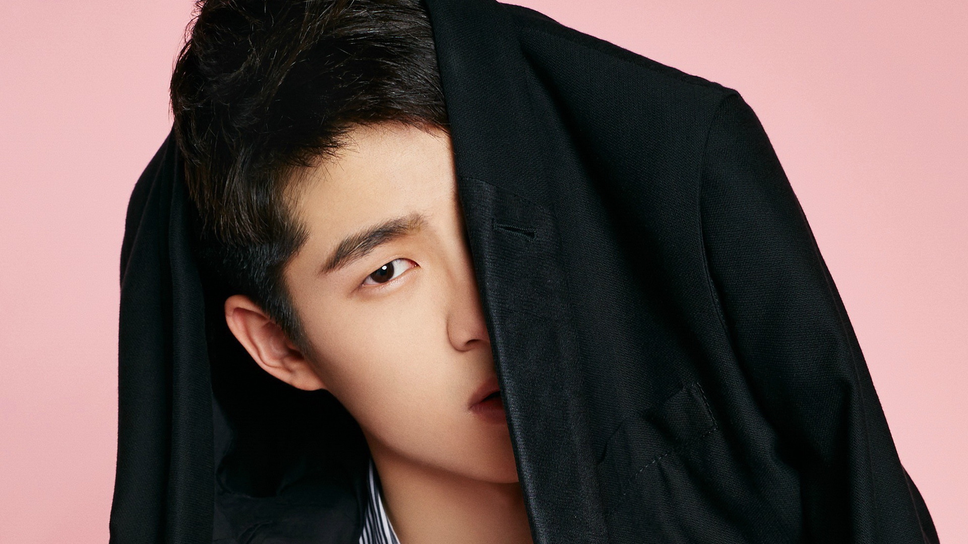 刘昊然 演员 小鲜肉 活力四射 明星