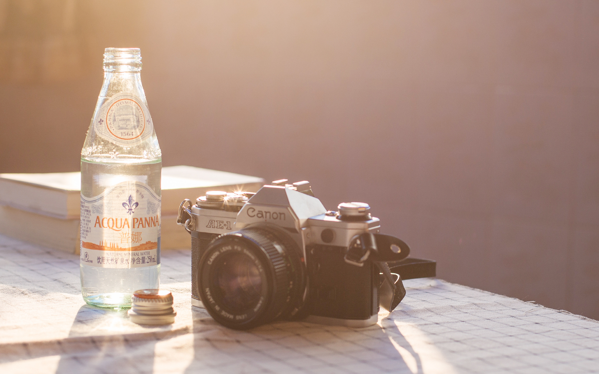 小清新 相机 矿泉水 静物写真