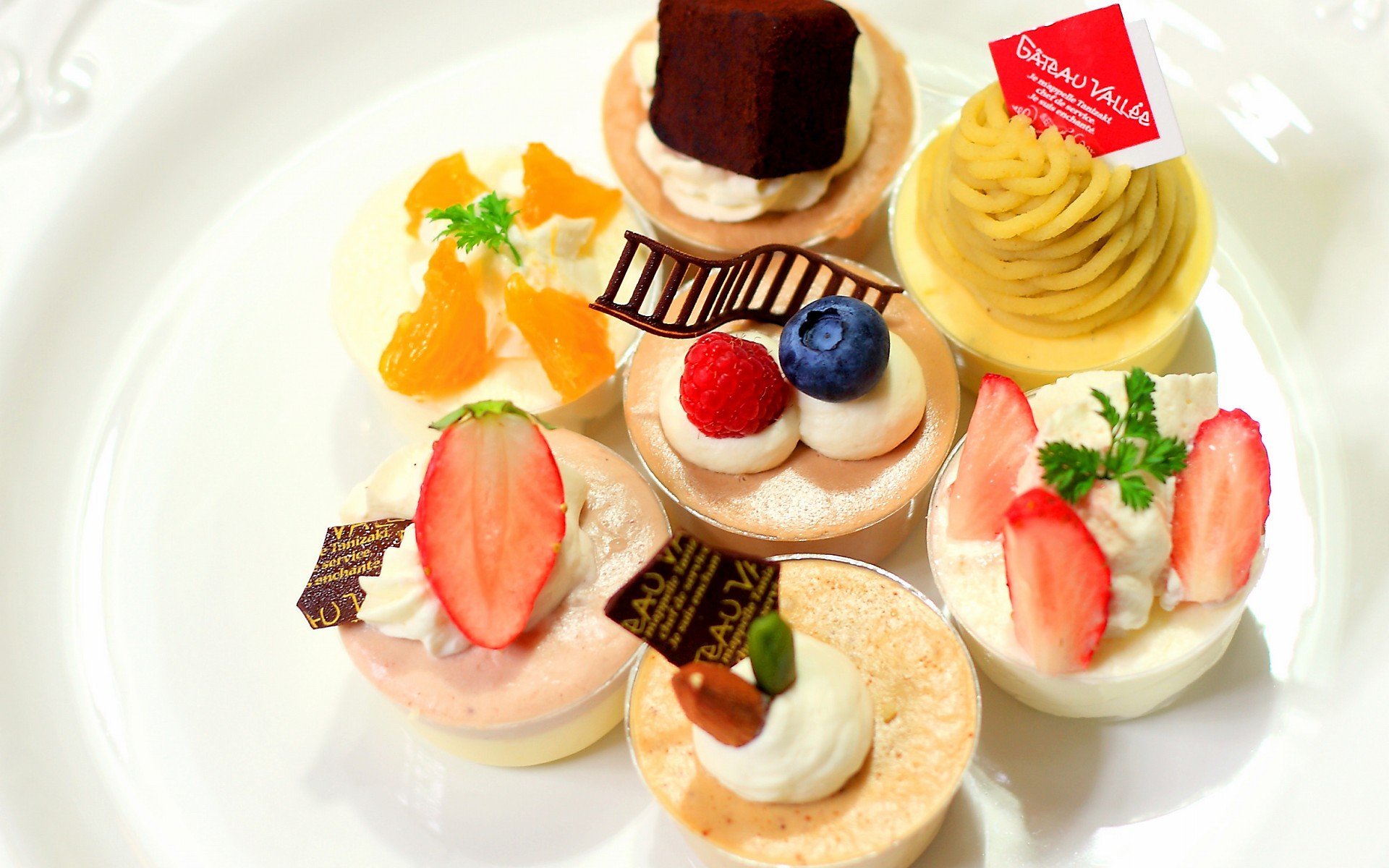 美食  清新 一口一口吃掉忧愁 食物 甜点 糕点 吃货 蛋糕