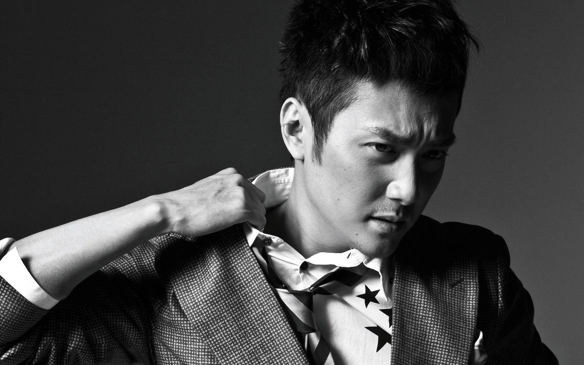 明星 帅哥 冯绍峰