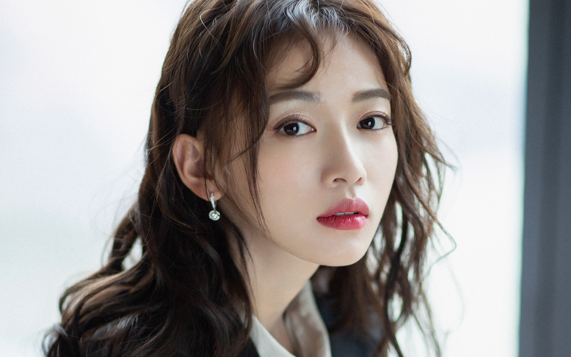 明星风尚 吴谨言