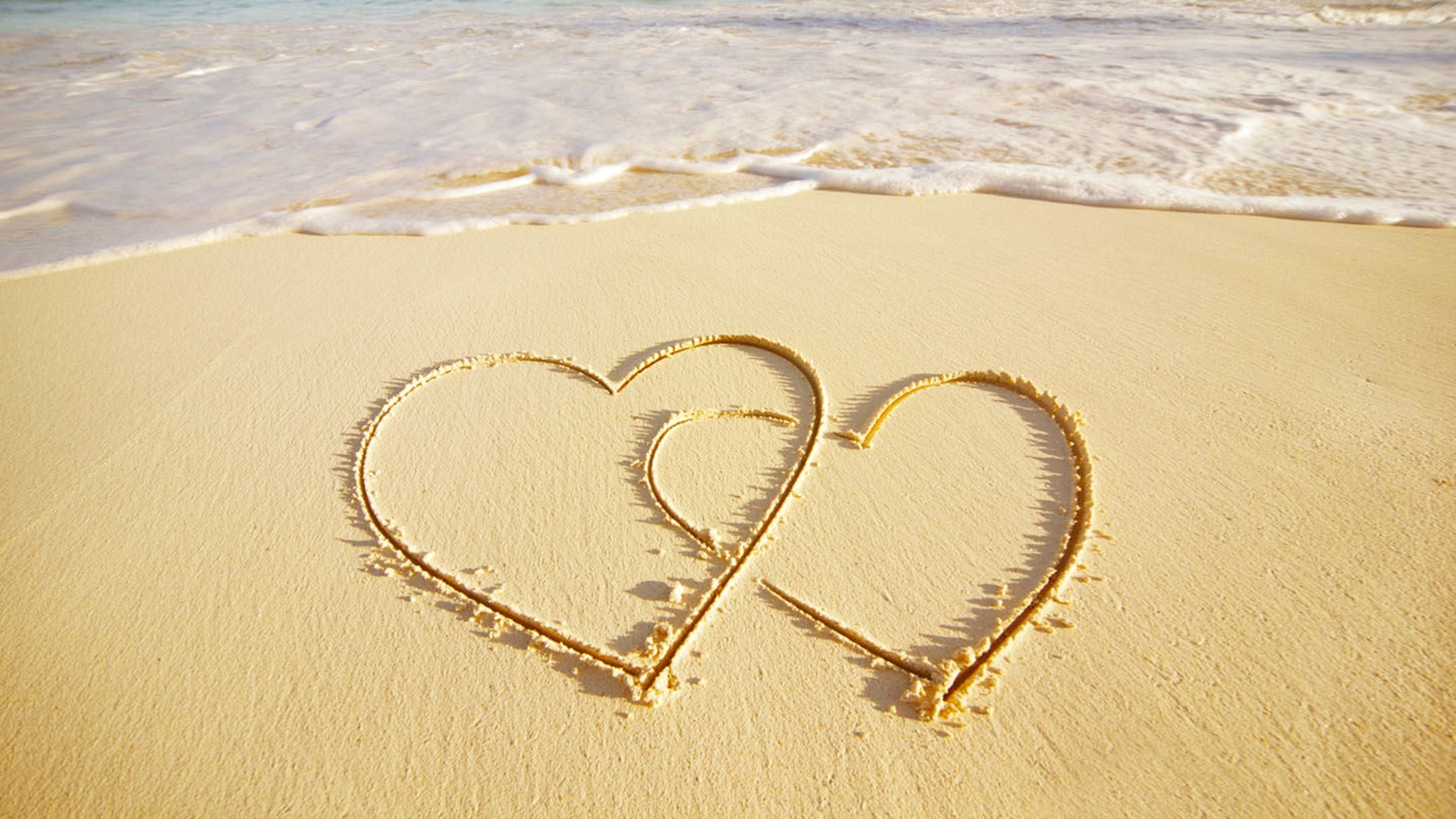 心动创意 爱心 沙滩