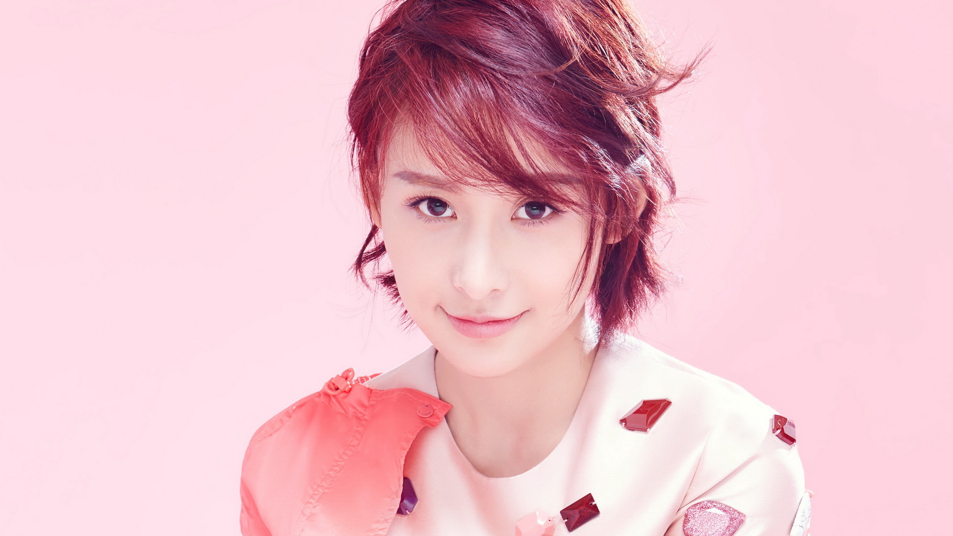 贾青  演员   歌手   气质美女    明星