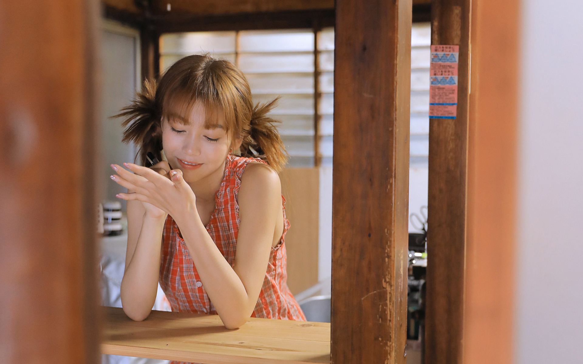 清纯   吊带  居家  诱惑  灵动  成熟