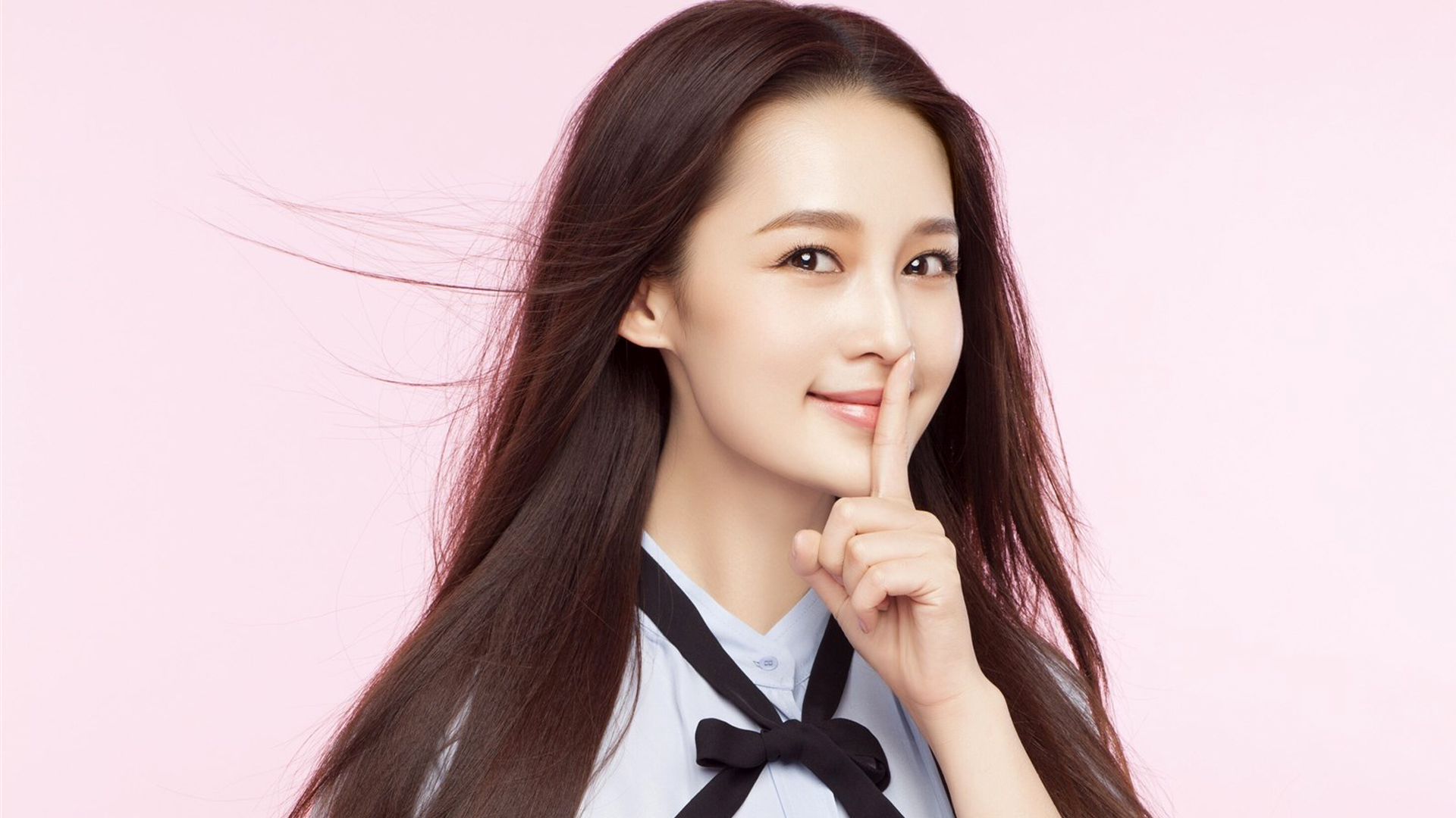 李沁 红楼梦 薛宝钗 演员 气质美女 明星