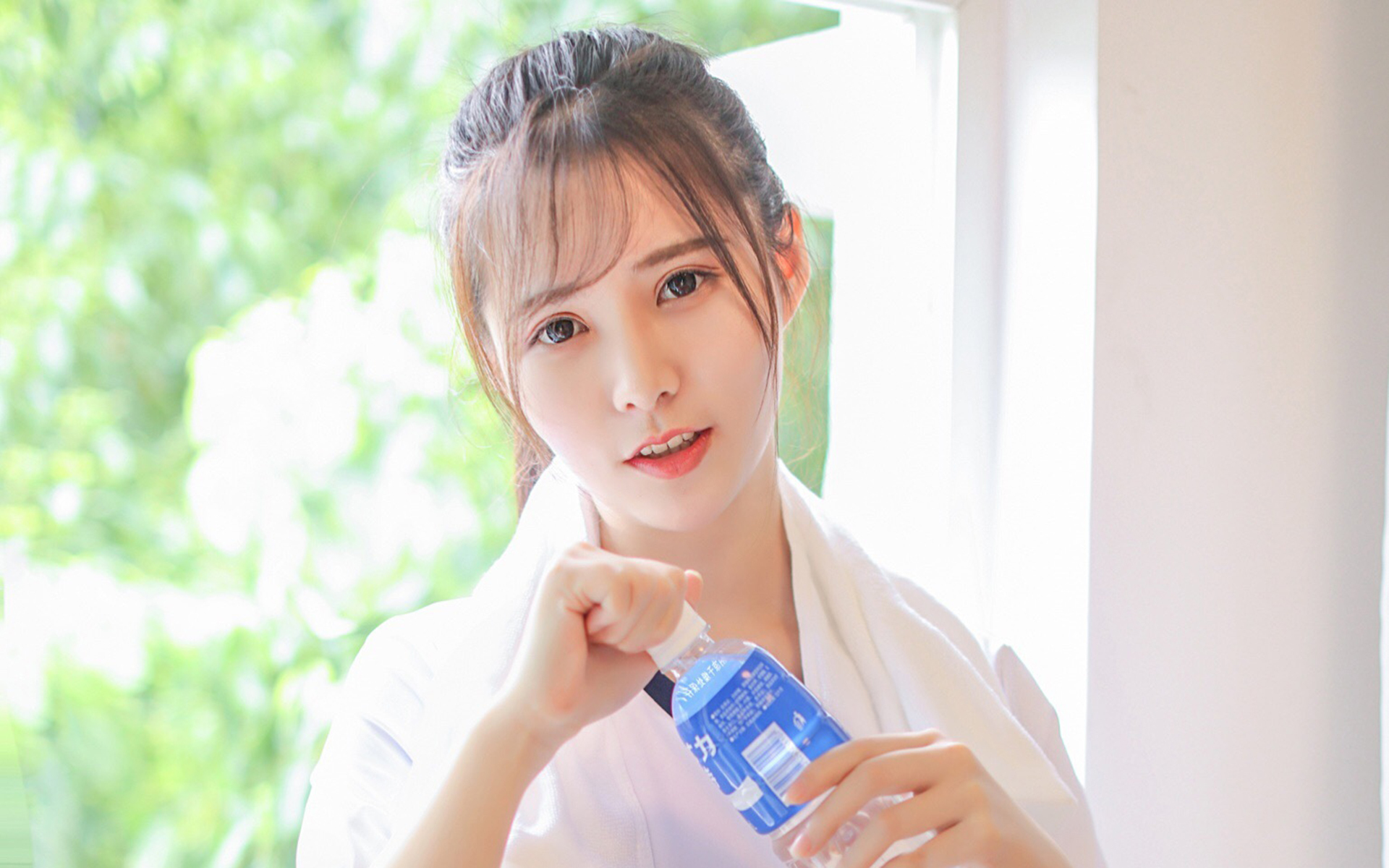 清纯  美女  唯美  马尾  运动  清新  学生