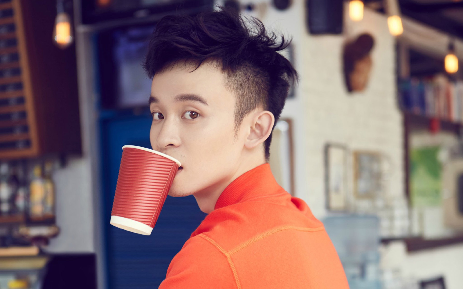 内地明星 董子健