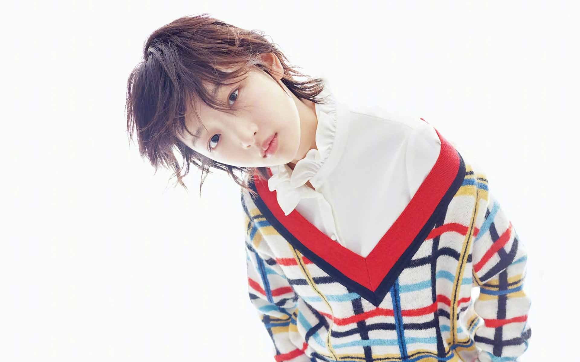 内地明星 周冬雨