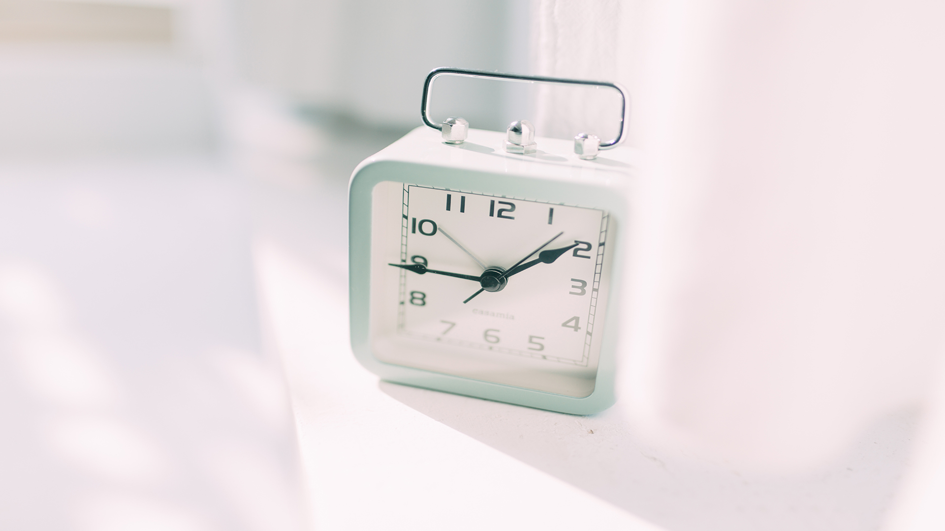 静物写真  清晨的闹钟