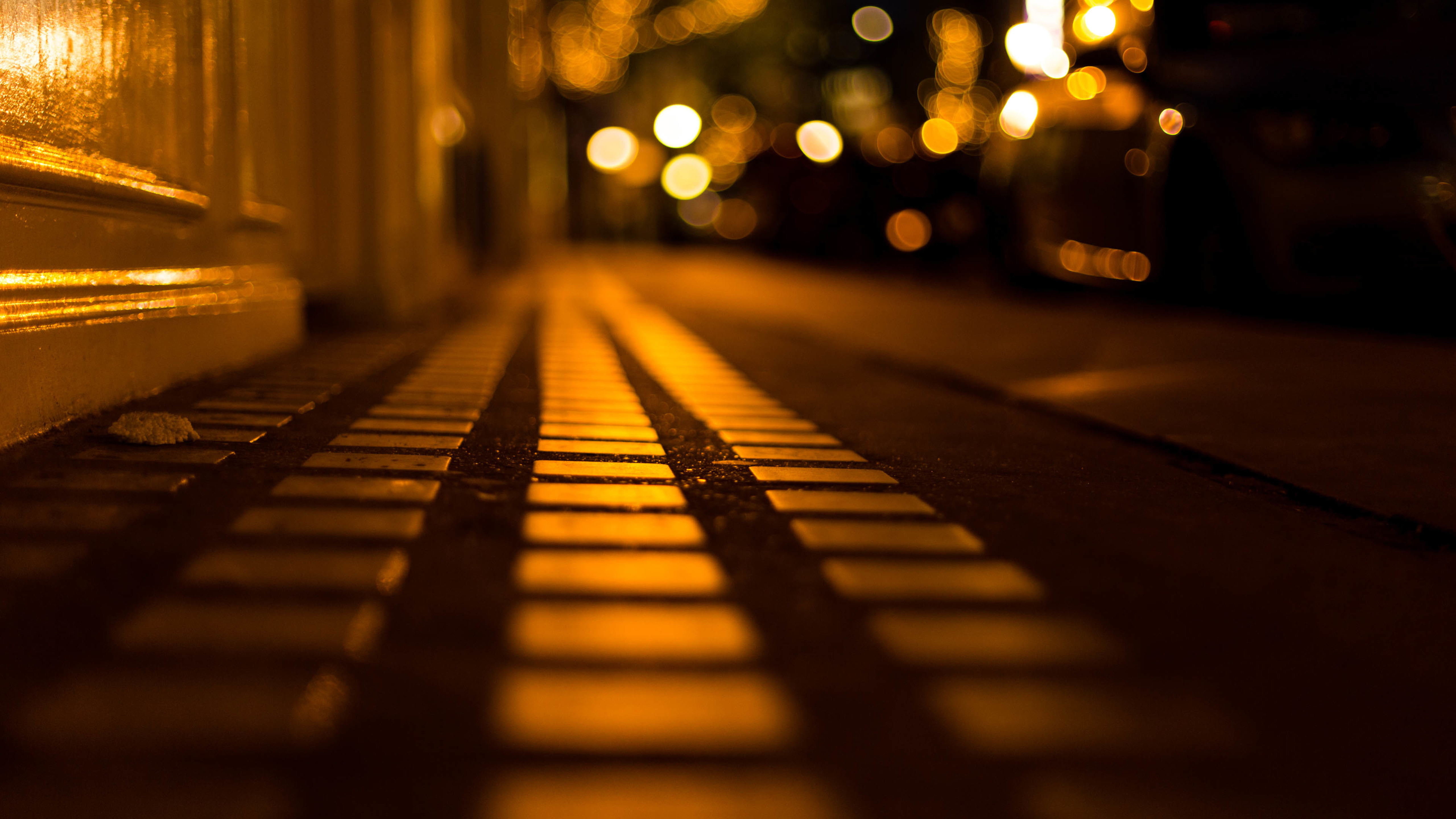 马路 灯光 夜色