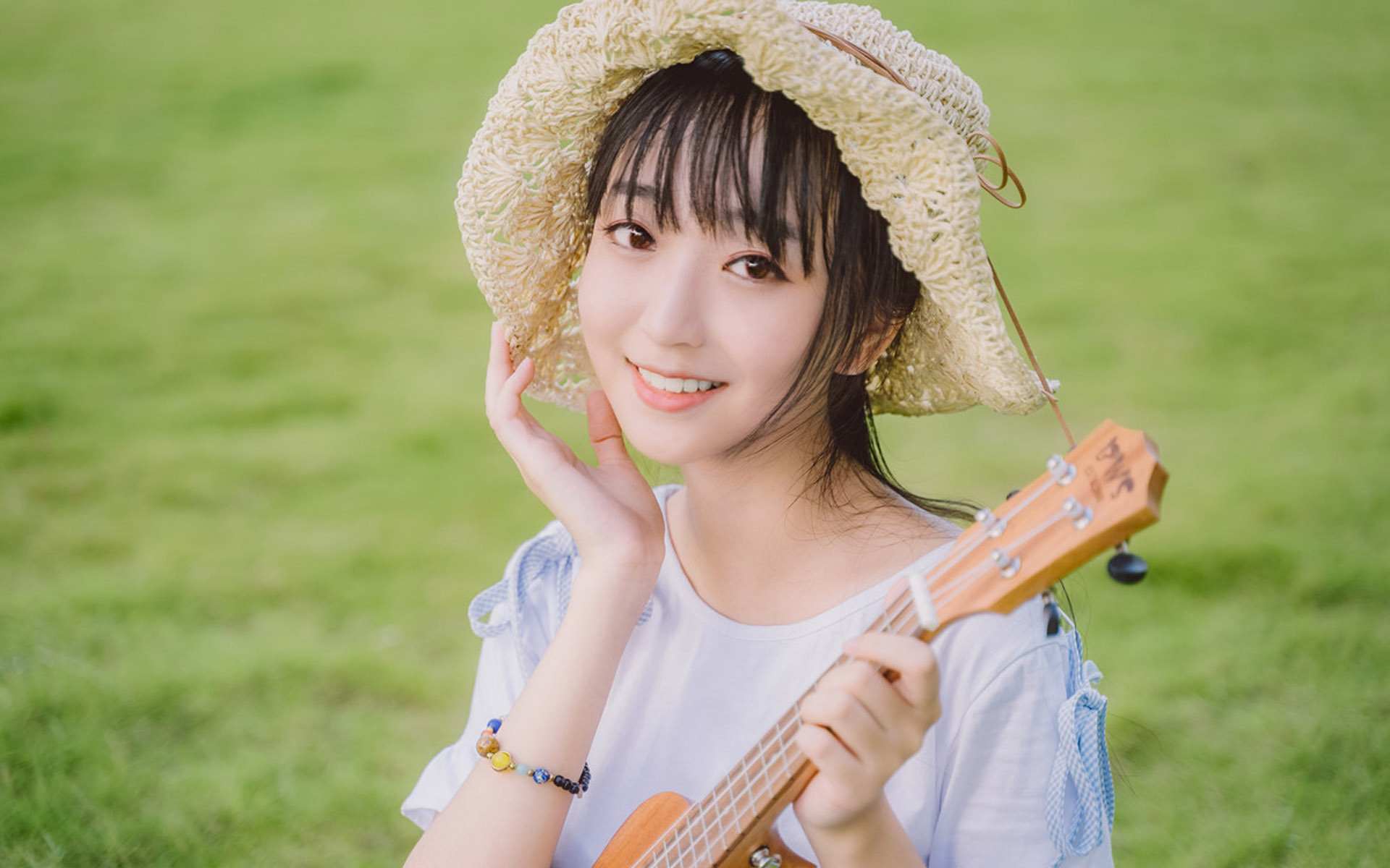 清纯 元气美女  户外  文艺  可爱  甜美