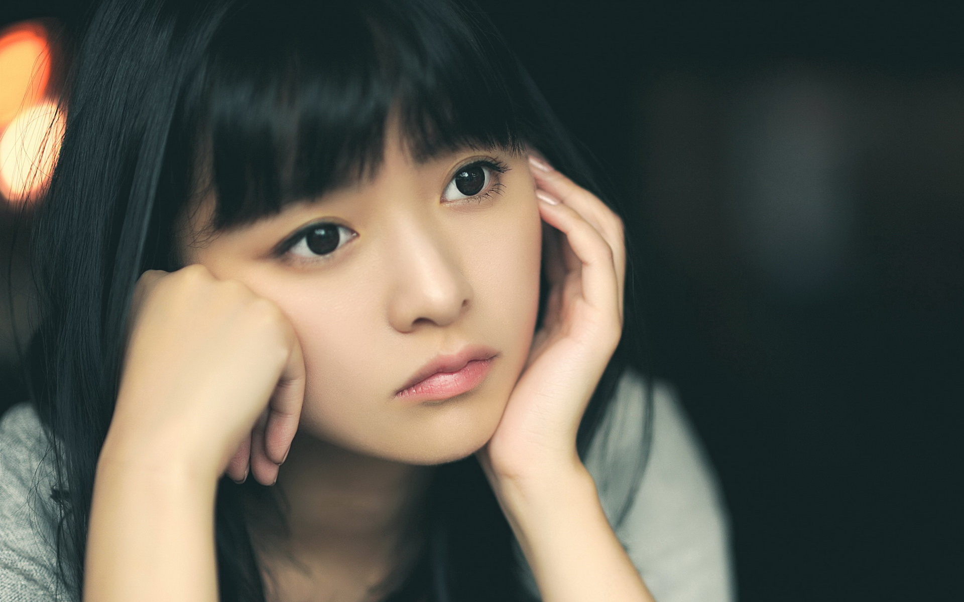 余心恬 美女 明星 宽屏