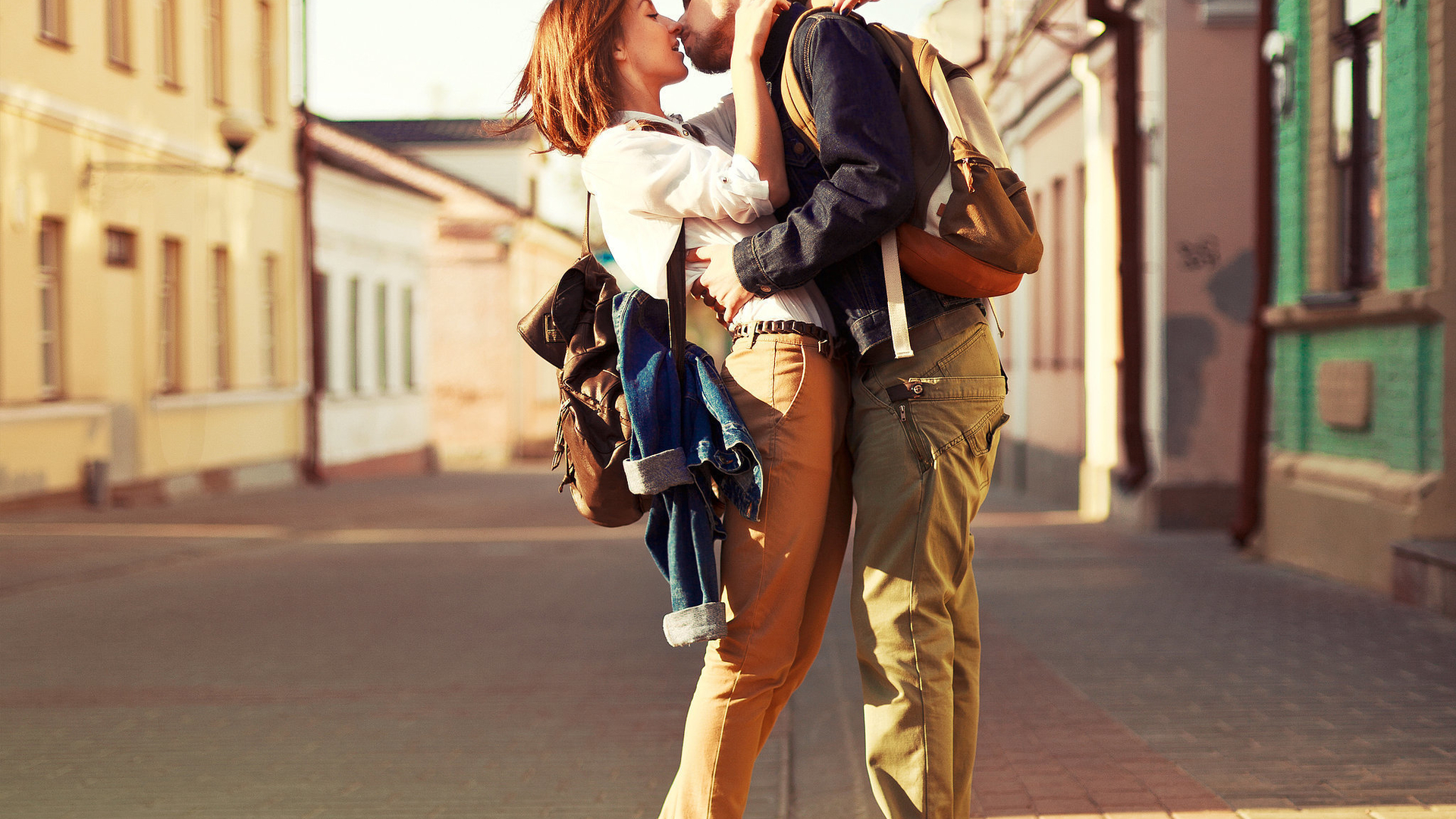 唯美温馨 情侣 亲吻