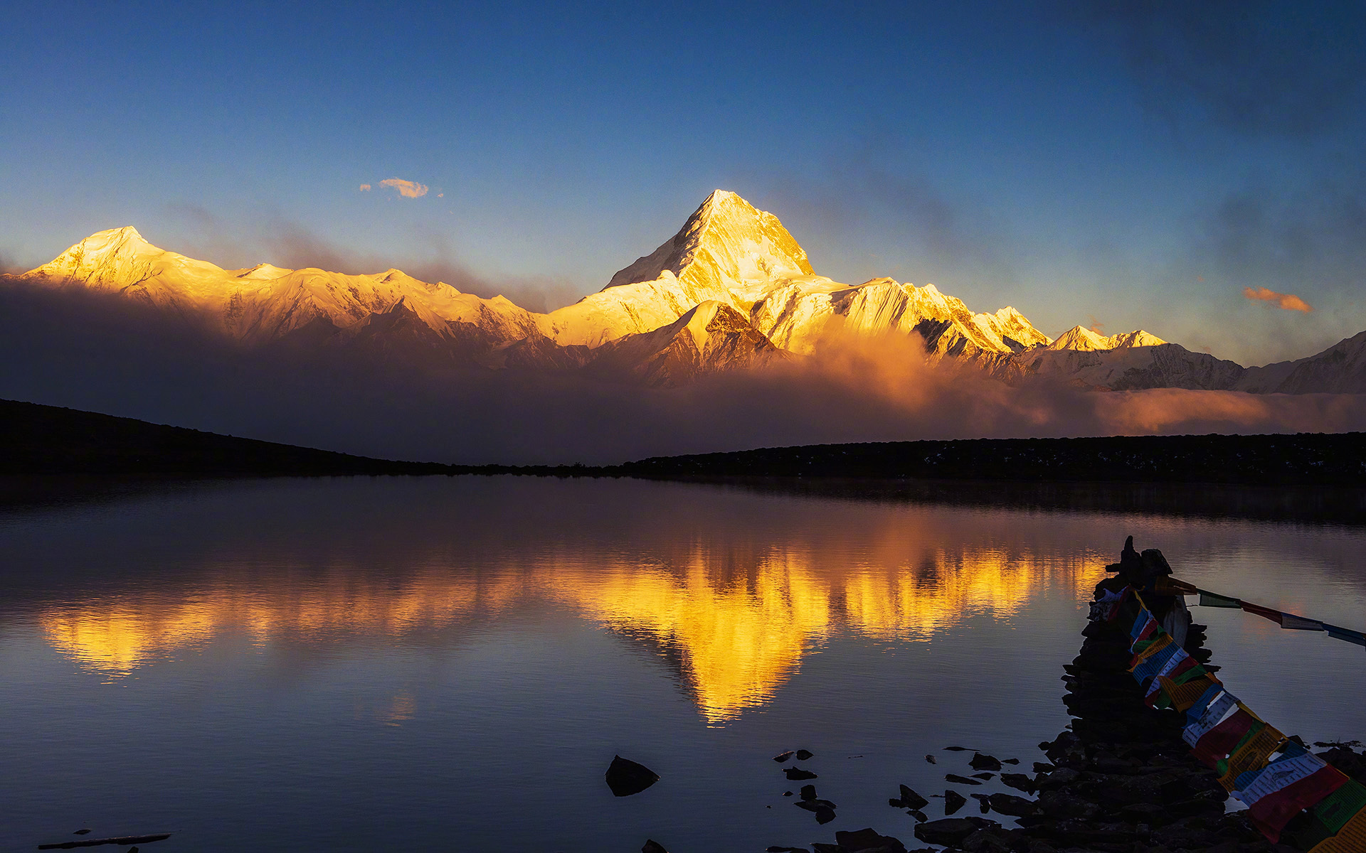 风景 自然风光 日照金山 雪山 山峰
