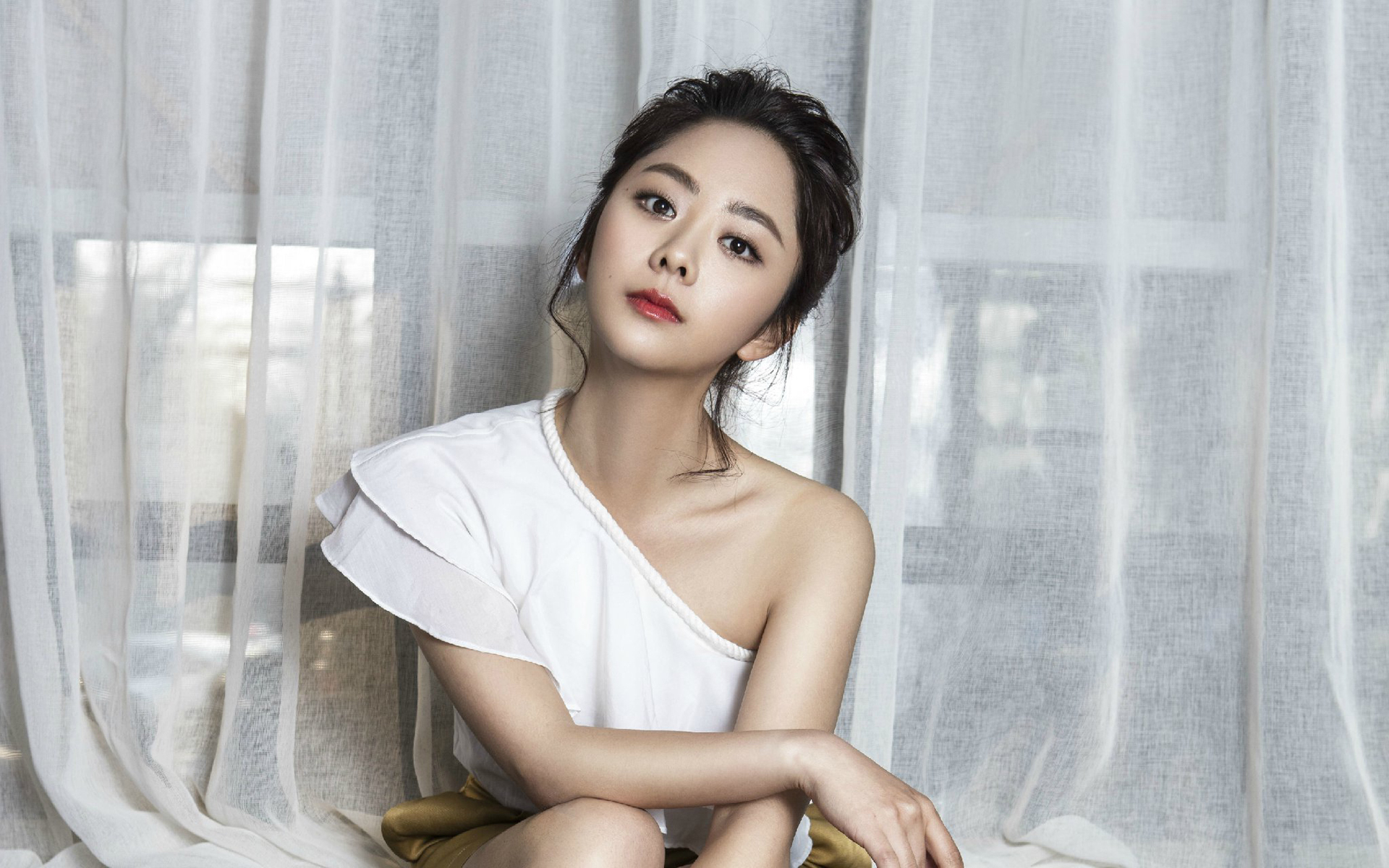 内地明星 谭松韵