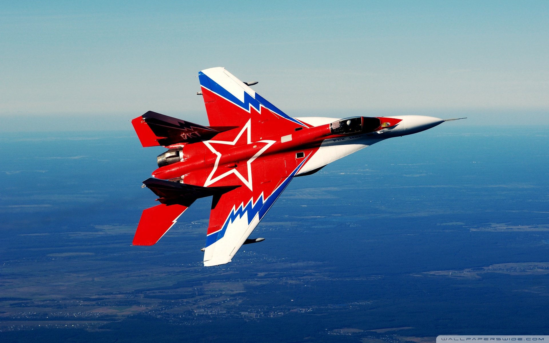 军事 武器 军事天地 飞机 战机 飞翔 天空 战争 演习