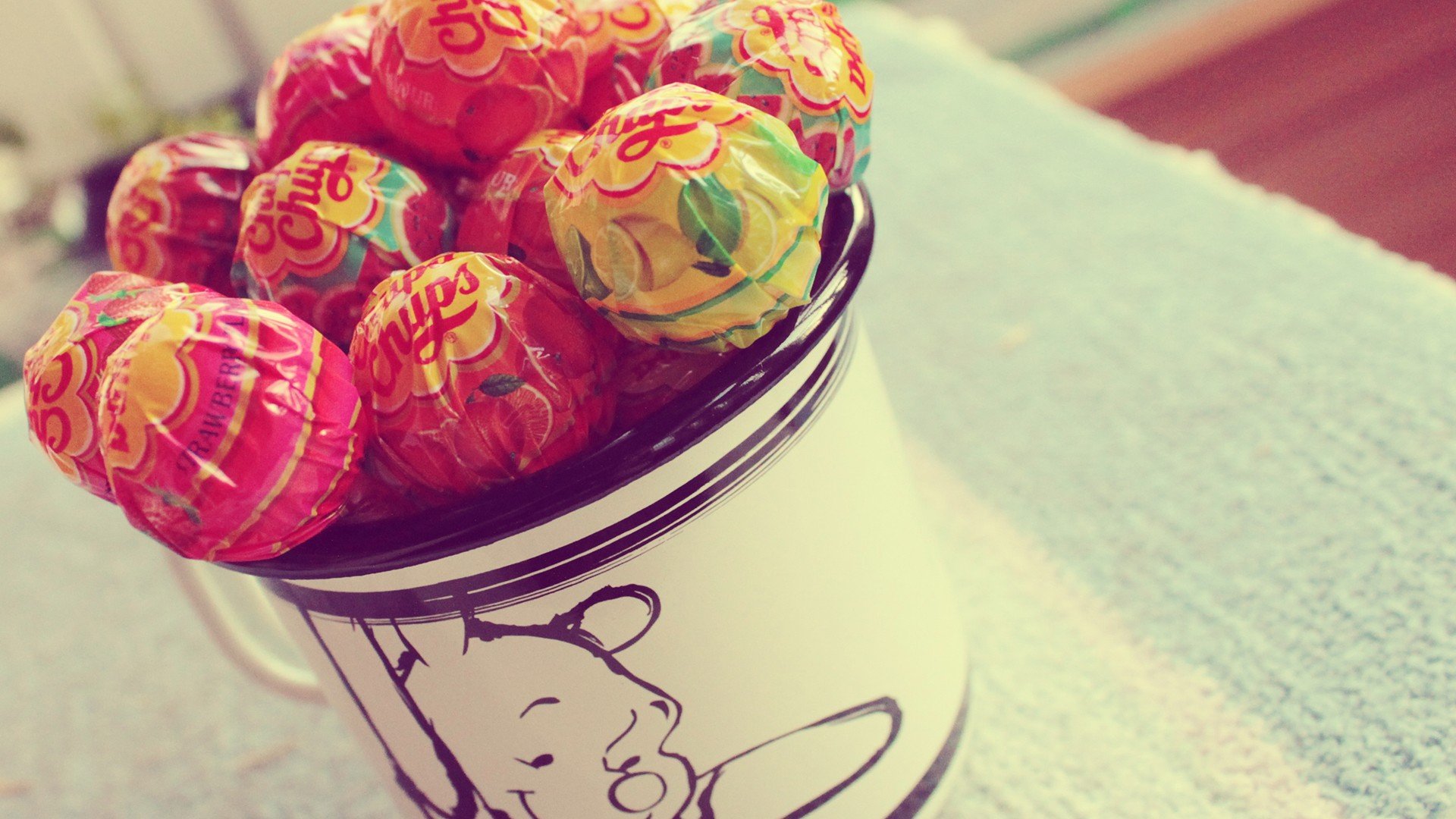 美食  清新 一口一口吃掉忧愁 食物 甜点 糕点 吃货 棒棒糖 杯子