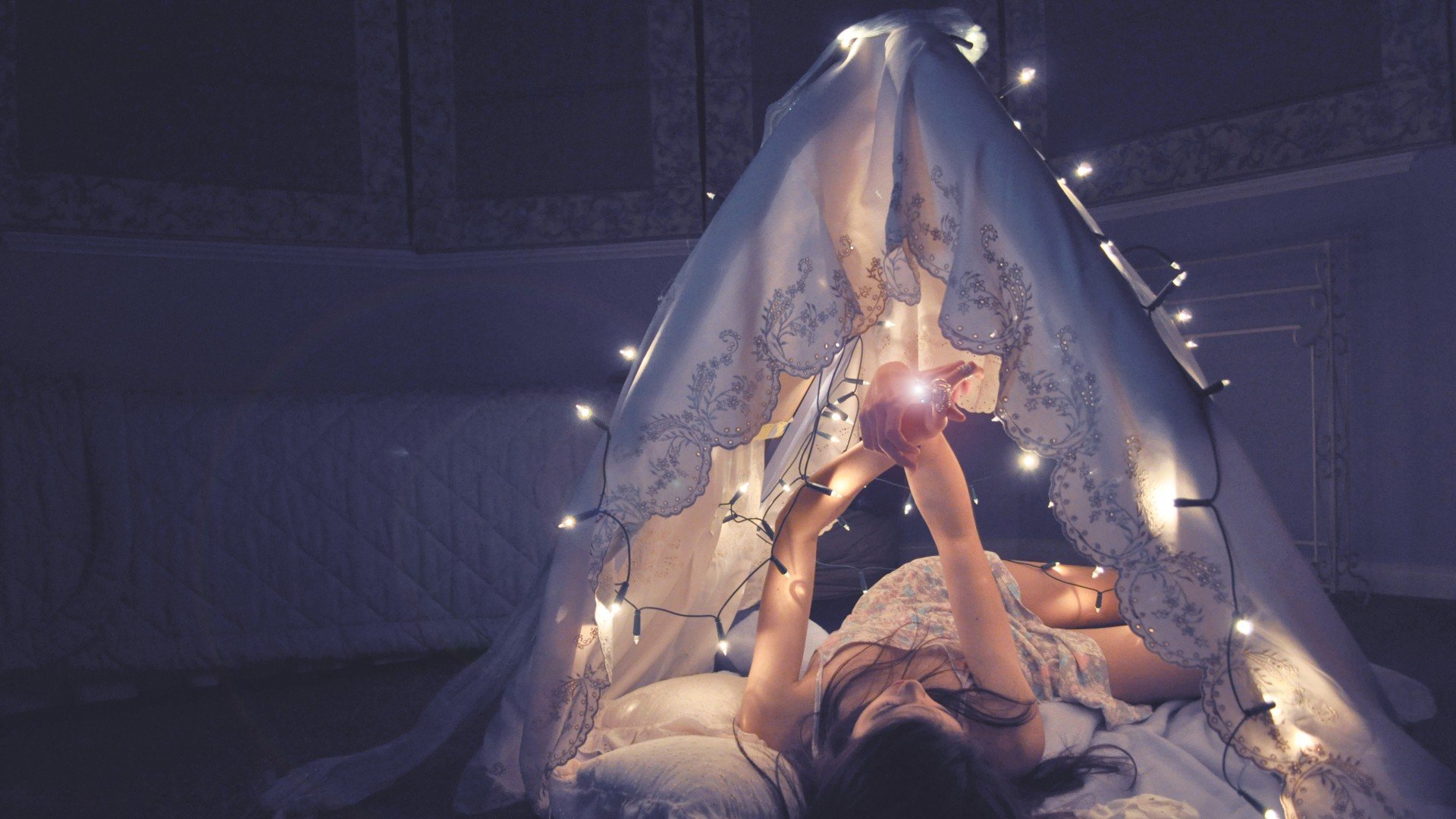 睡觉 晚安 把世界忘掉 安静 温馨 月亮 夜晚 星星 梦乡 睡梦