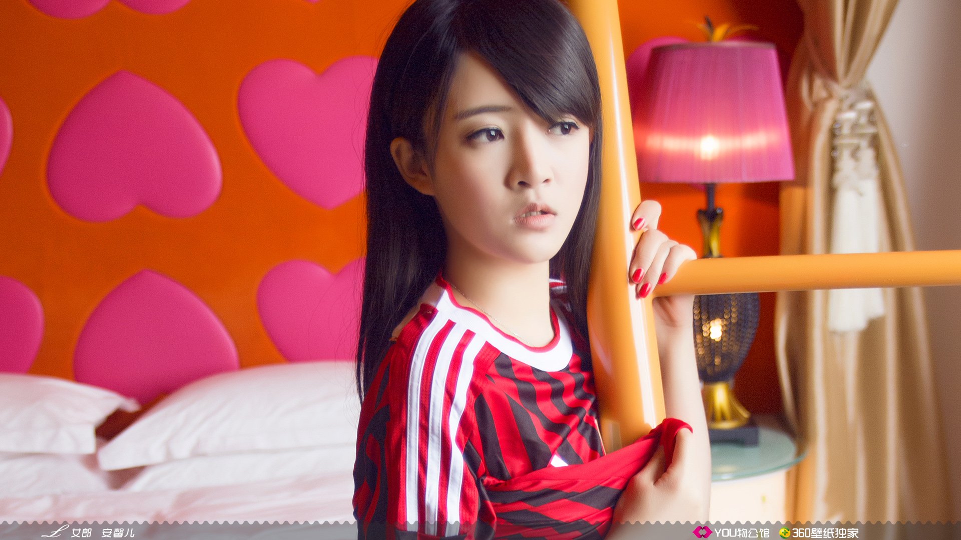 YOU物公馆  @YOU物公馆官博 美女 YOU物馆 足球宝贝 世界杯 L女郎 安馨儿