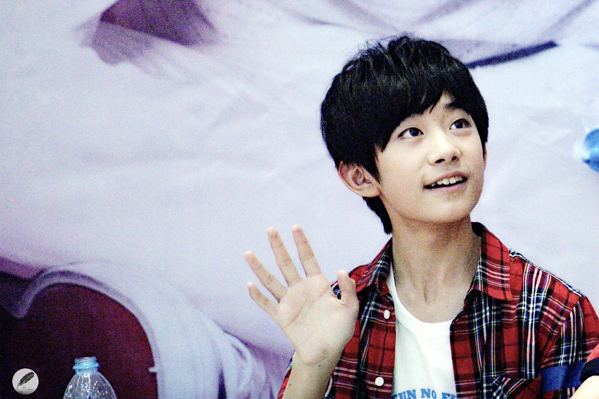 明星 组合 帅哥 TFBOYS 易烊千玺