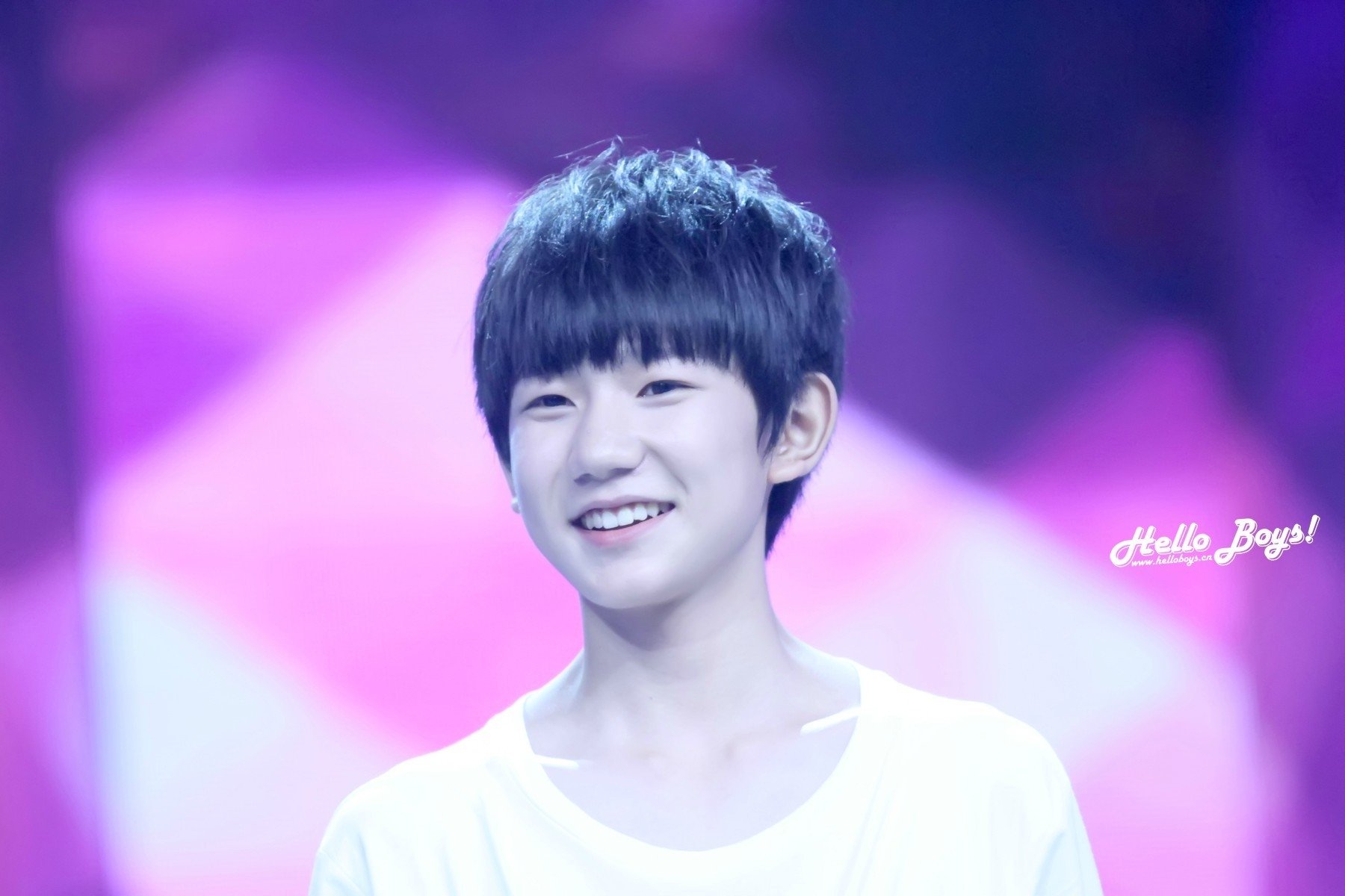 明星 组合 帅哥 TFBOYS 王源
