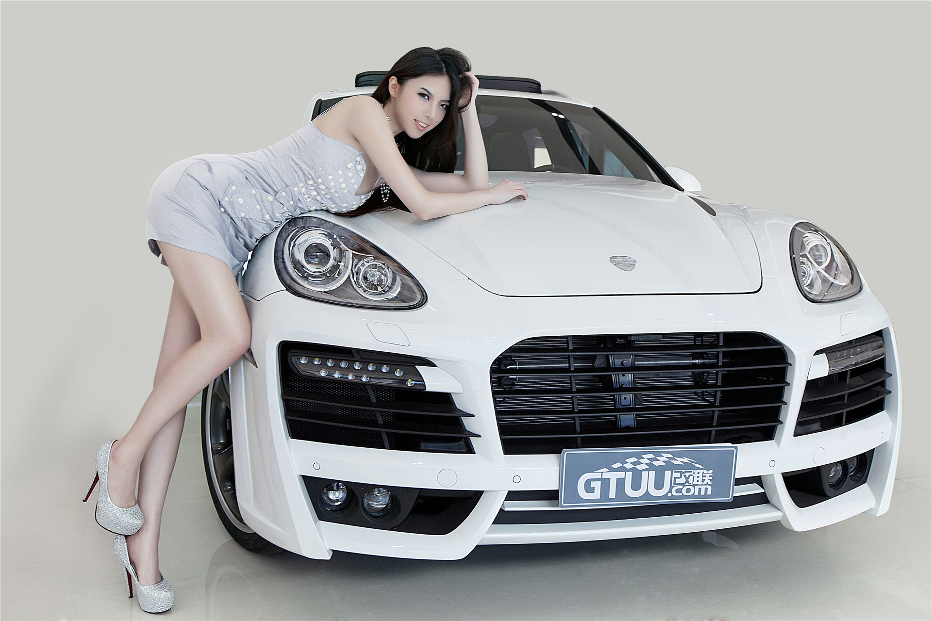 美女 模特 车模 泰卡特卡宴 KIKO 改联网