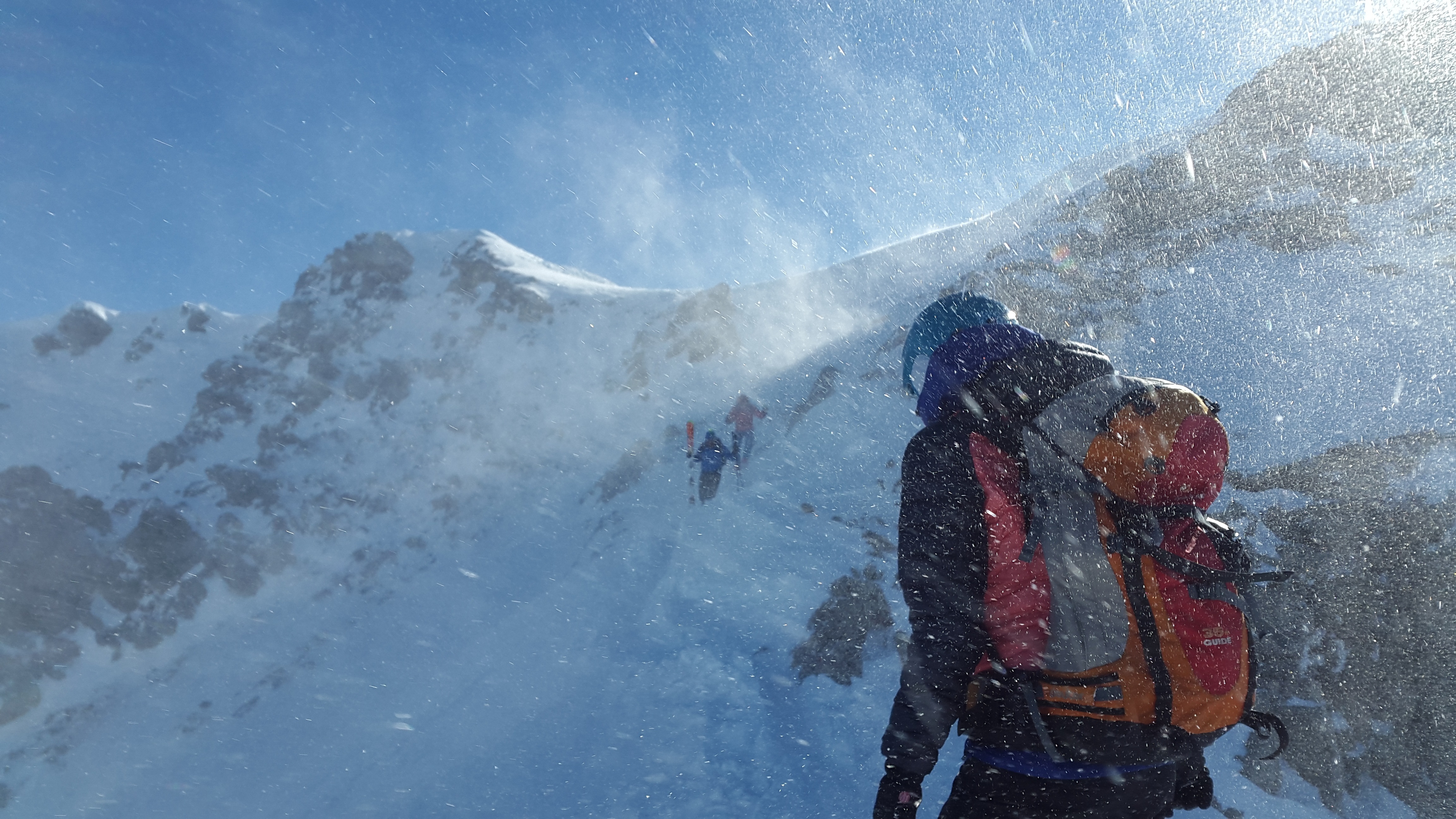 登山 雪山