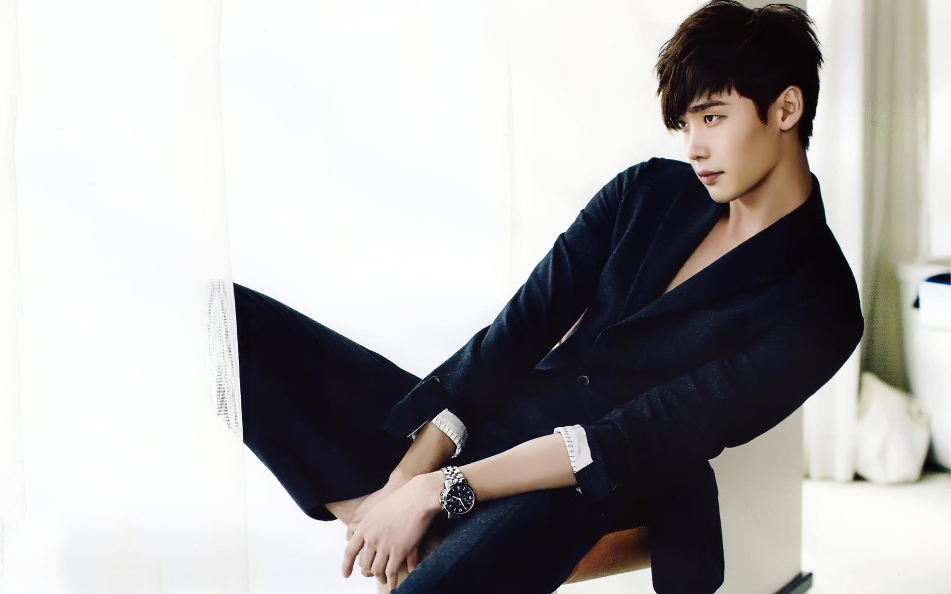 李钟硕 明星 帅哥 小鲜肉 欧巴 模特 演员