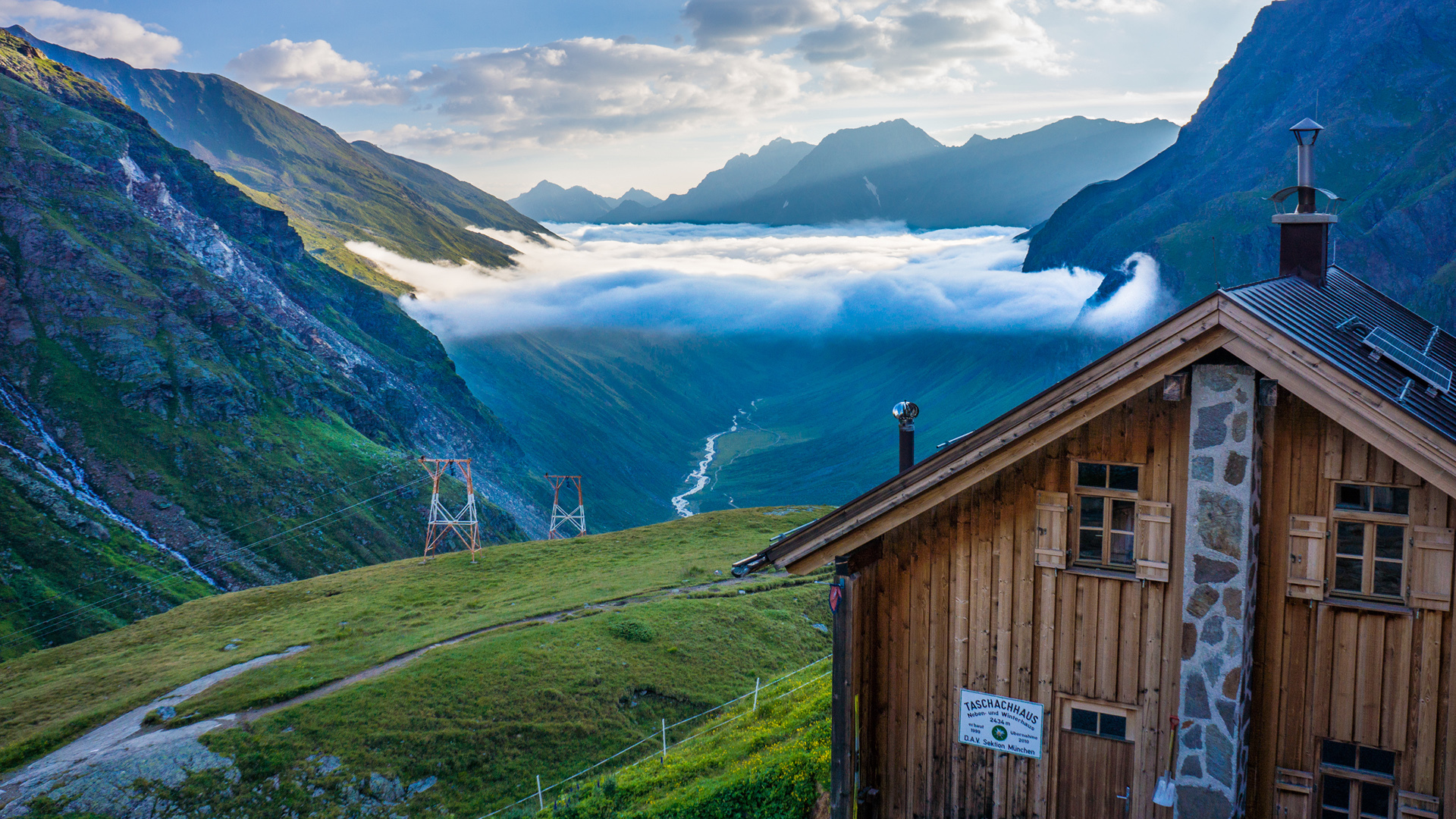 风景 自然风光 木屋 山峰 山脉
