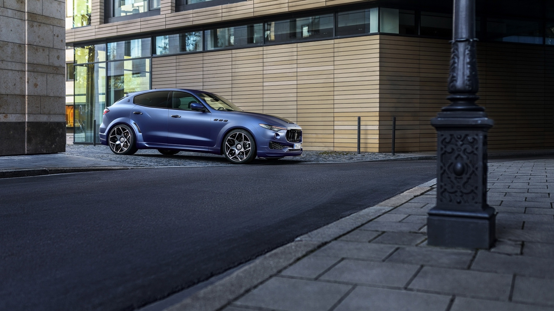 汽车 SUV 玛莎拉蒂