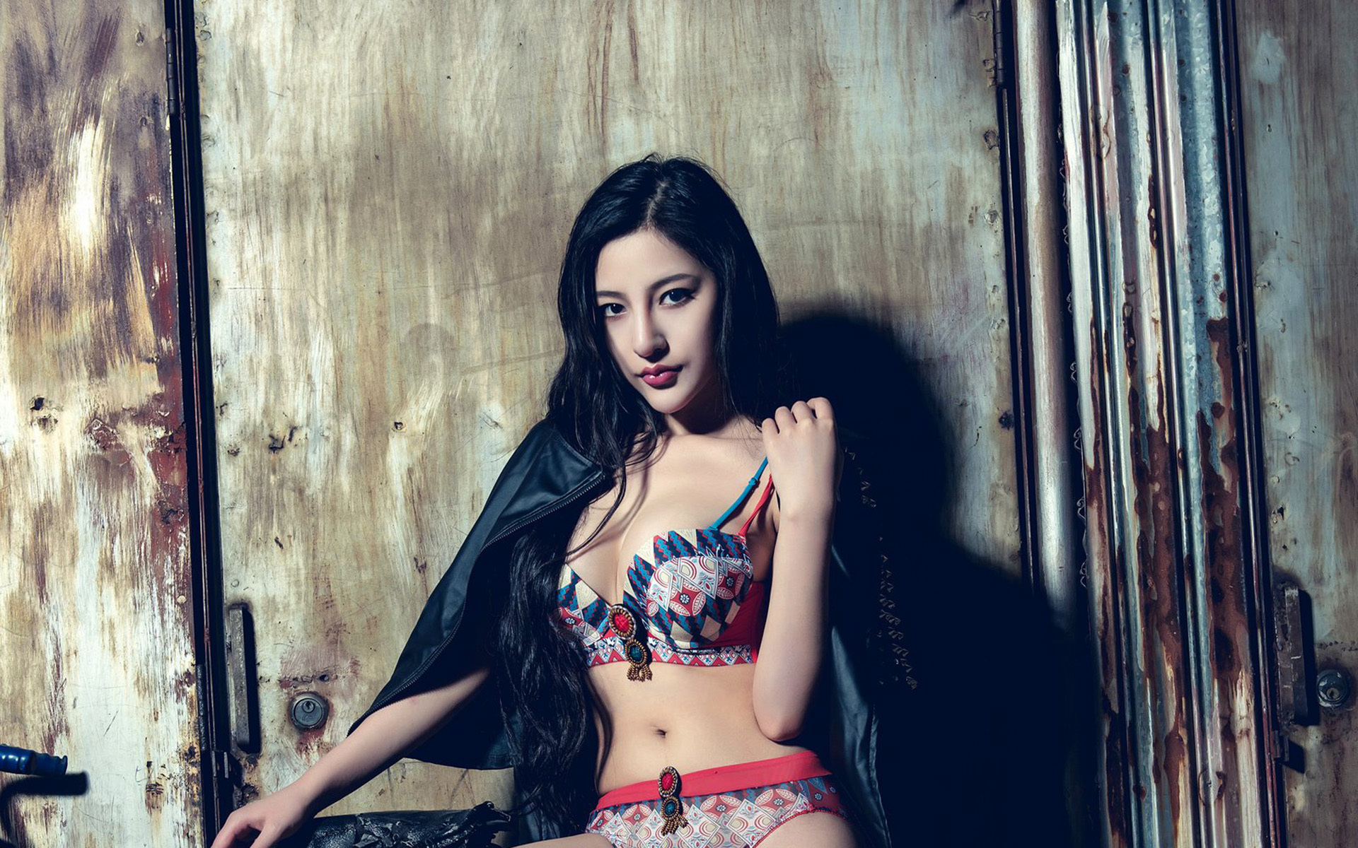 YOU物馆 内衣模特