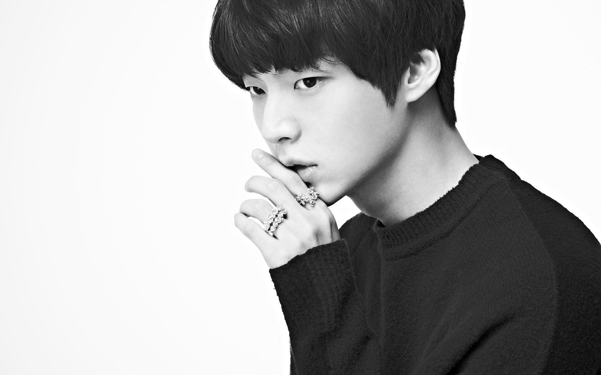 安宰贤 韩国 演员 小鲜肉 帅哥 明星