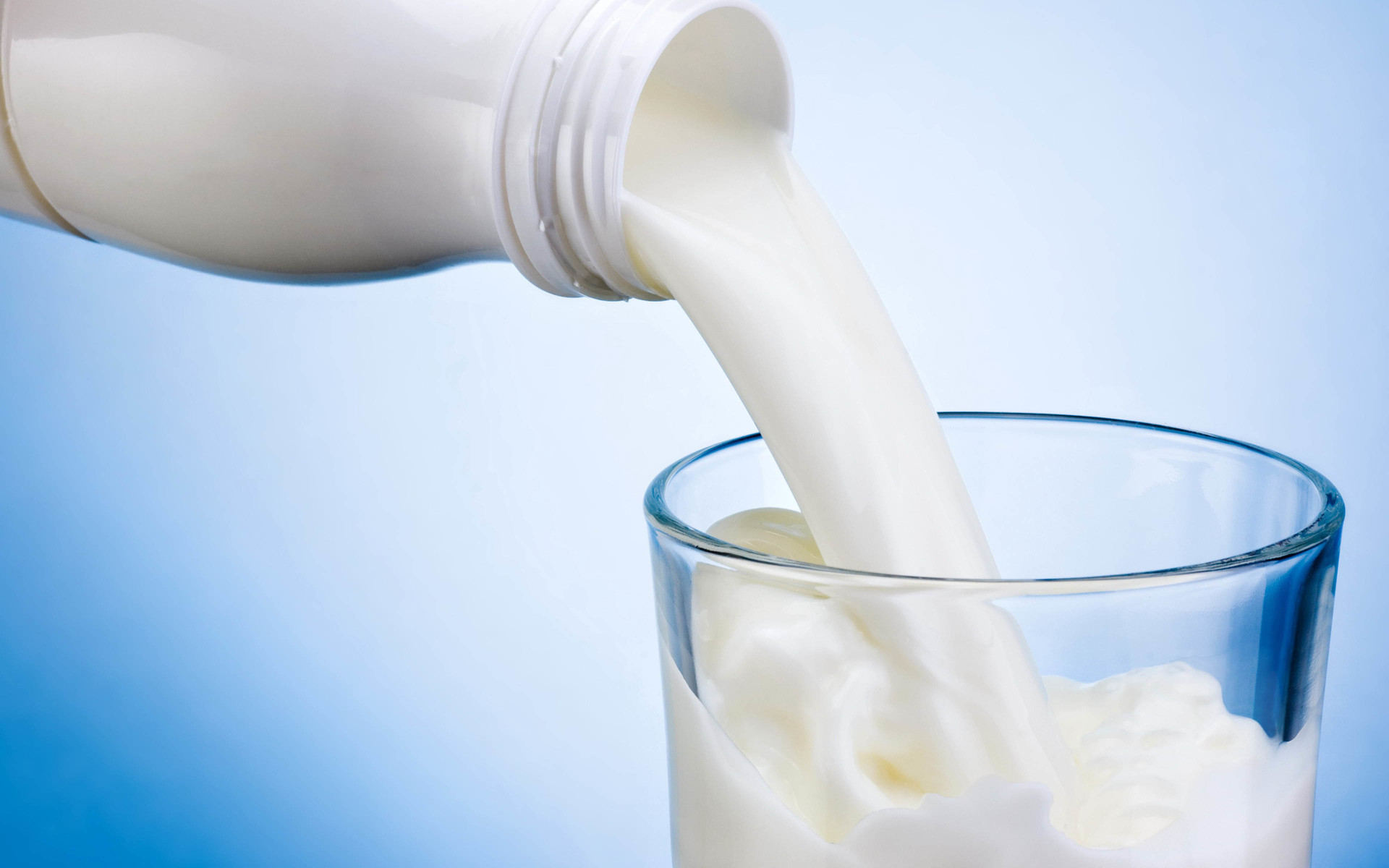 小清新 舒缓压力 牛奶