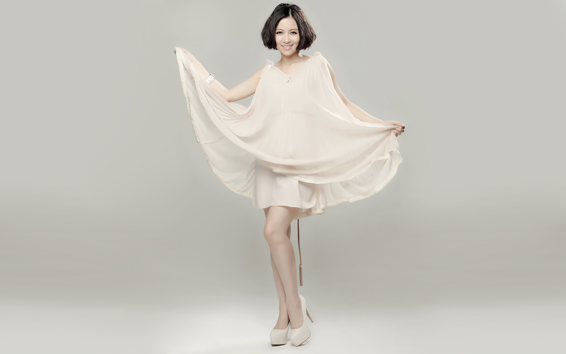 内地明星 姚贝娜