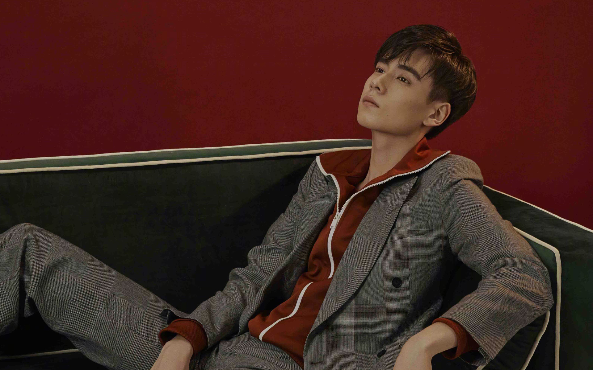 内地明星 胡一天