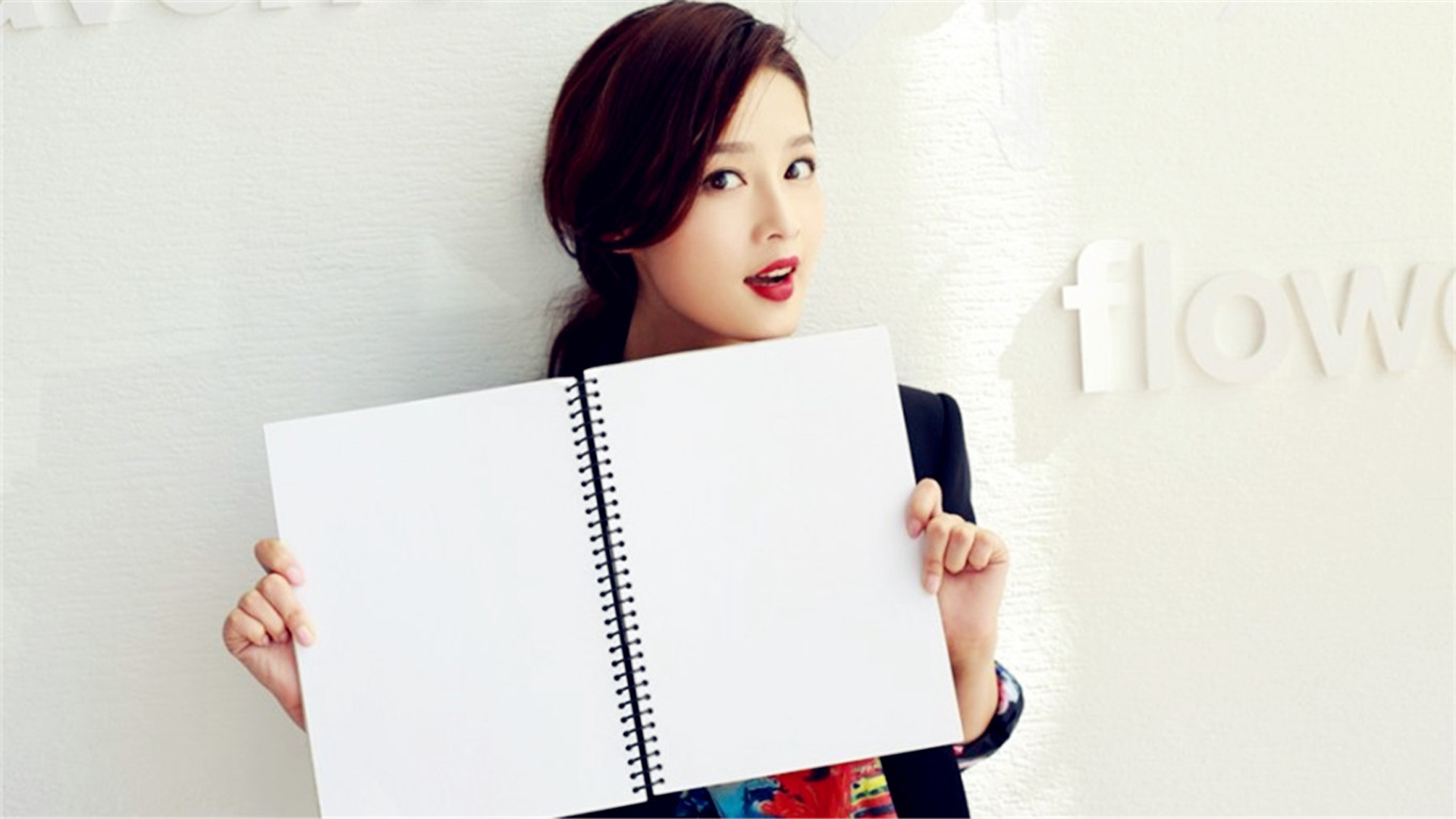 李沁 红楼梦 薛宝钗 演员 气质美女 明星