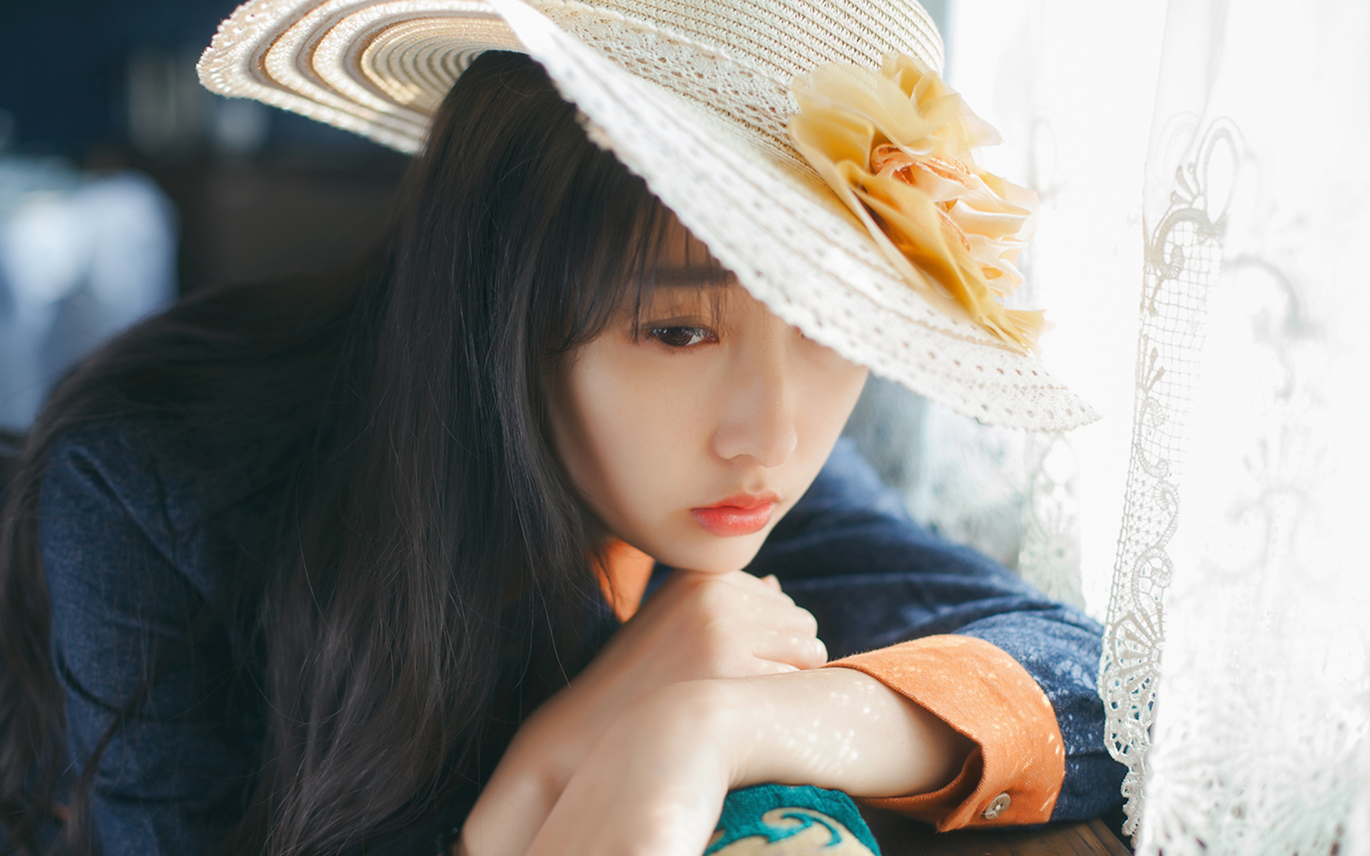 清纯 忧郁太阳帽宁静少女