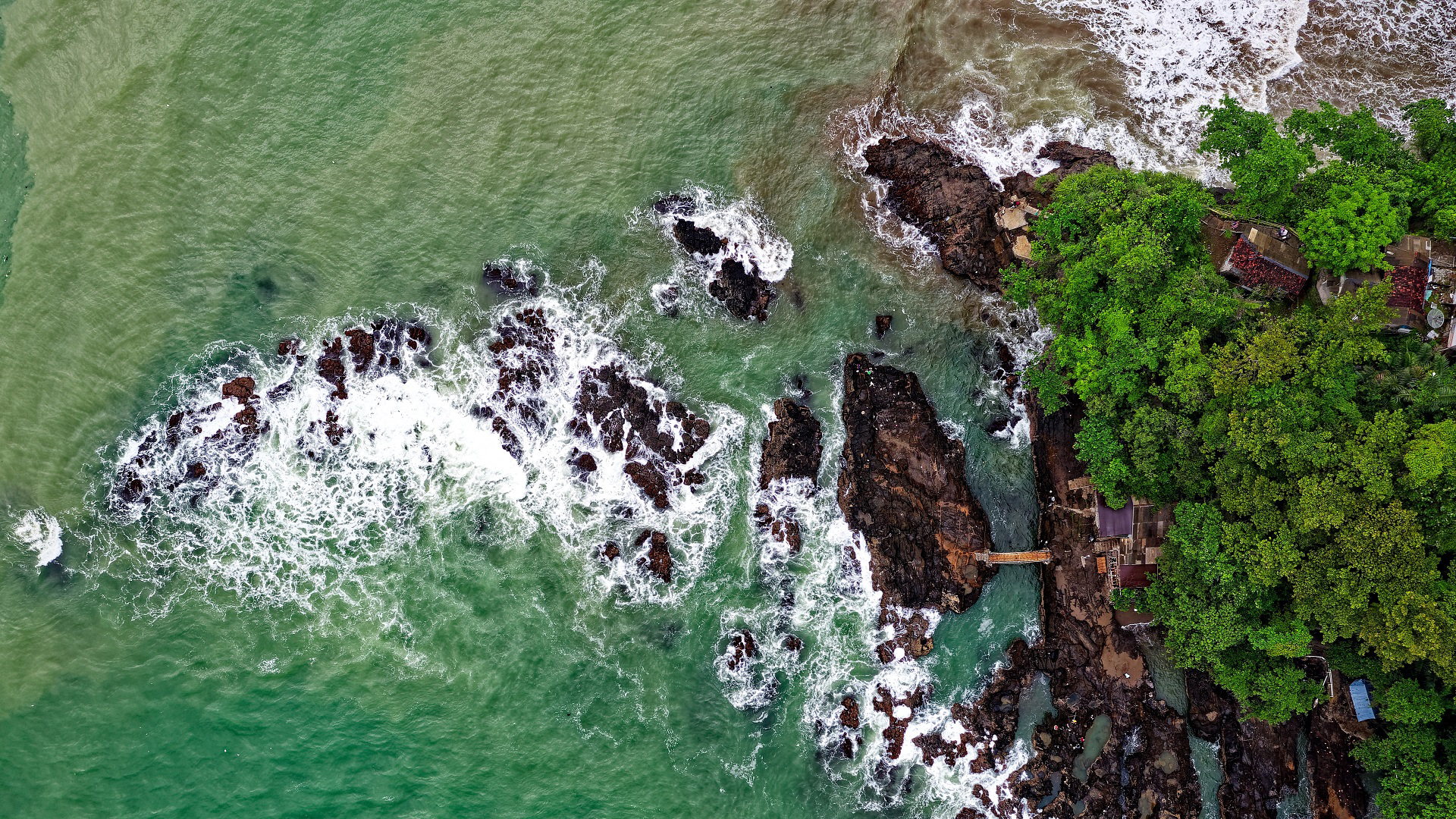 海洋天堂 海浪 渔村