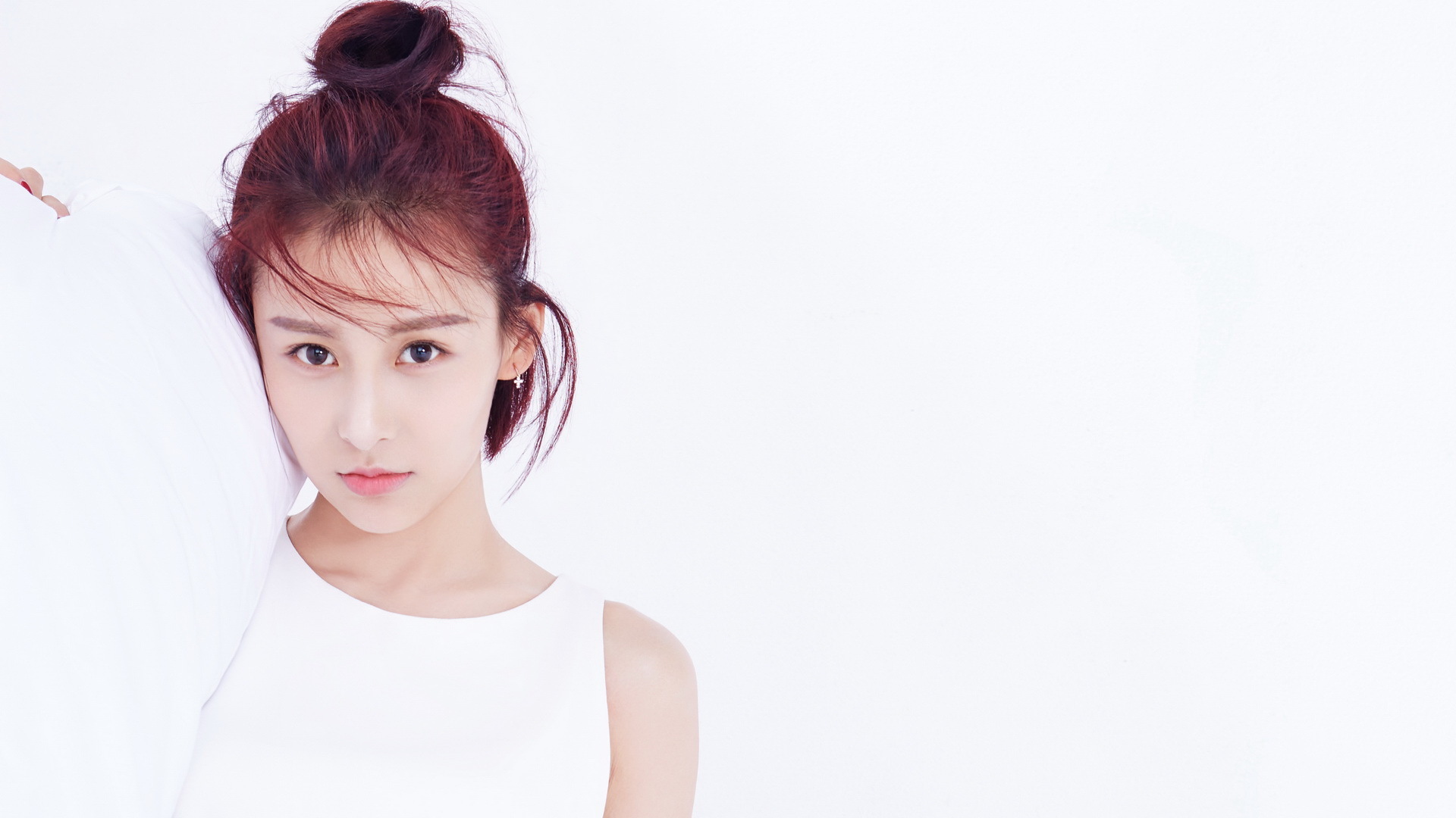 贾青  演员   歌手   气质美女    明星