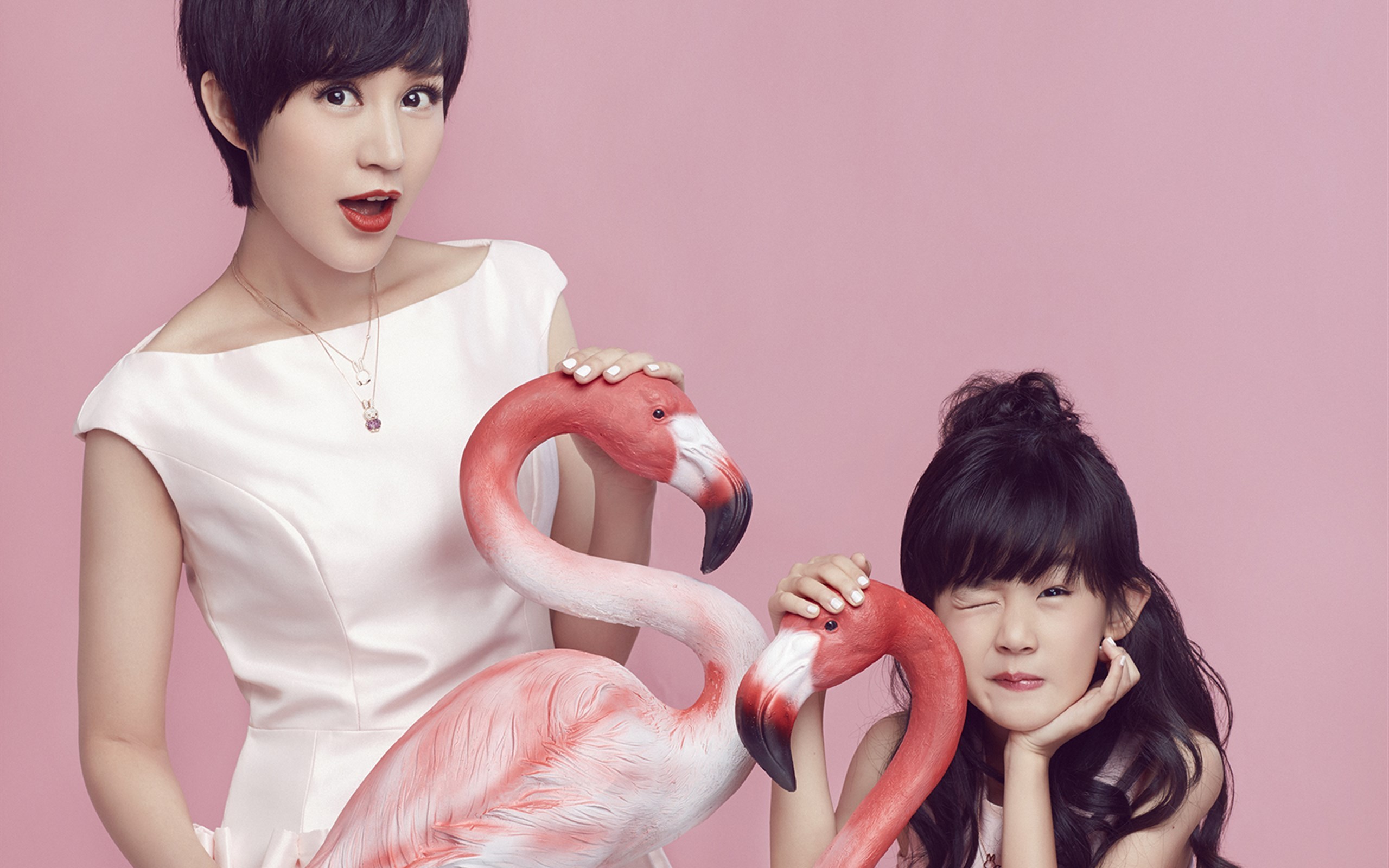 鲍蕾  贝儿  亲子照  温馨可爱   宽屏