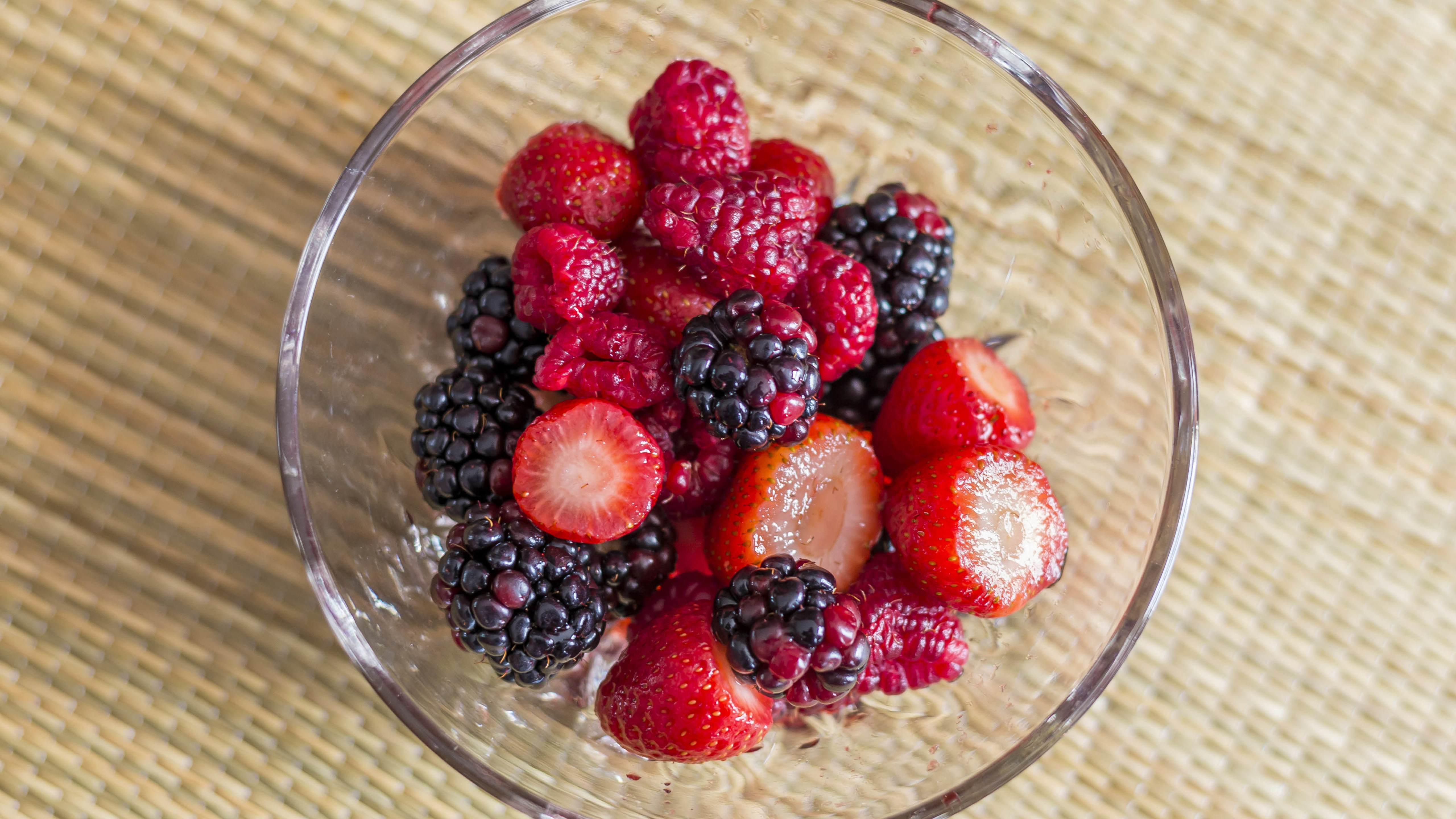 水果 草莓 桑葚