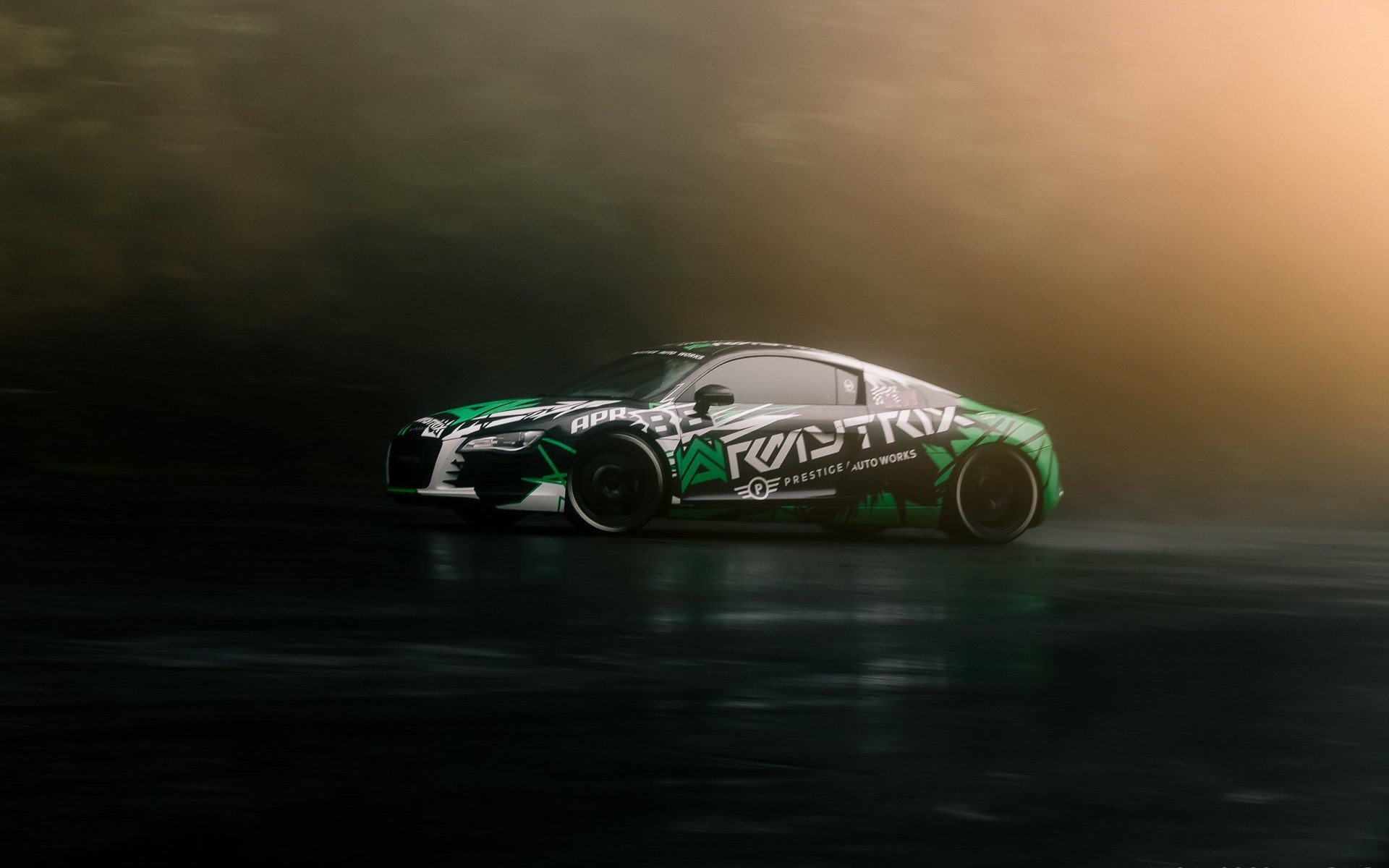 奥迪 R8 超级跑车 车身涂鸦