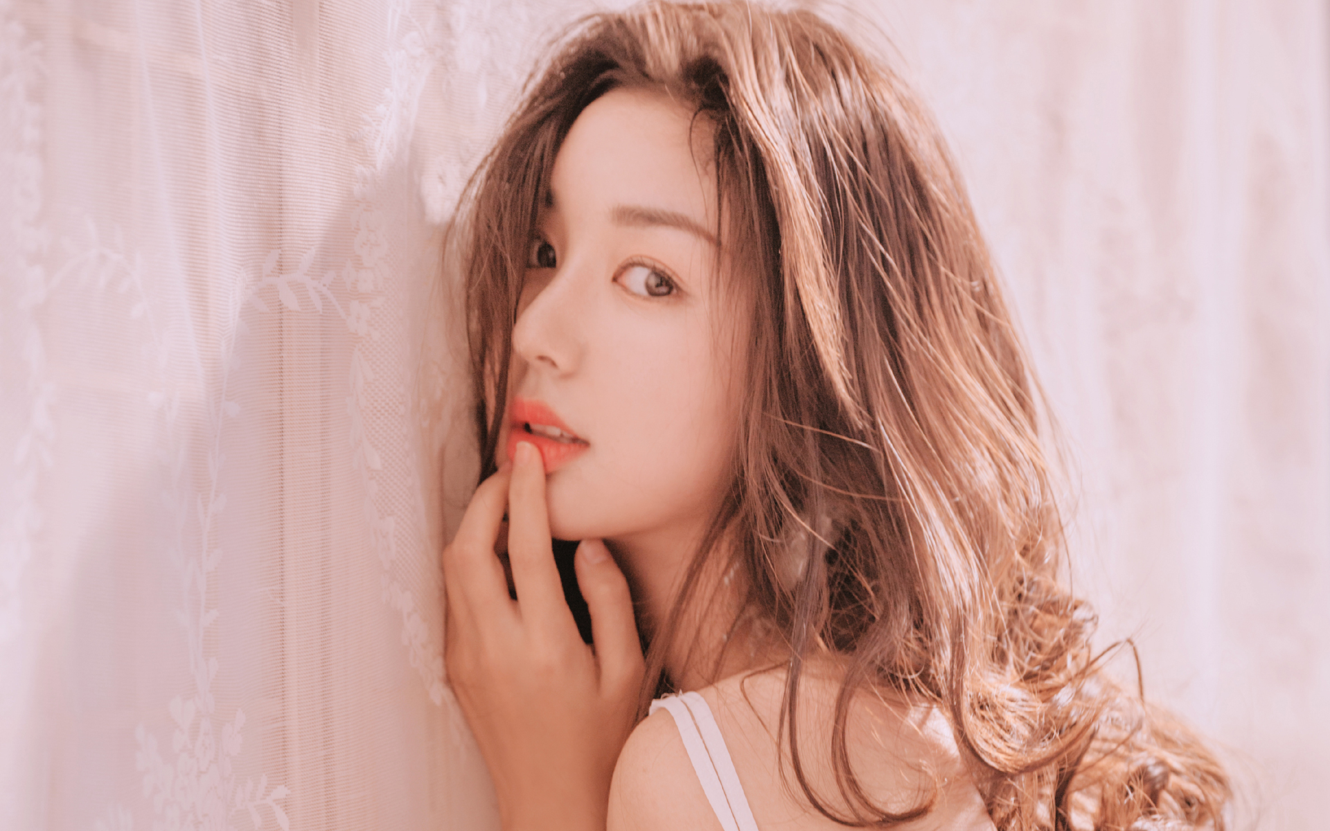 性感女神  性感蕾丝吊带美女