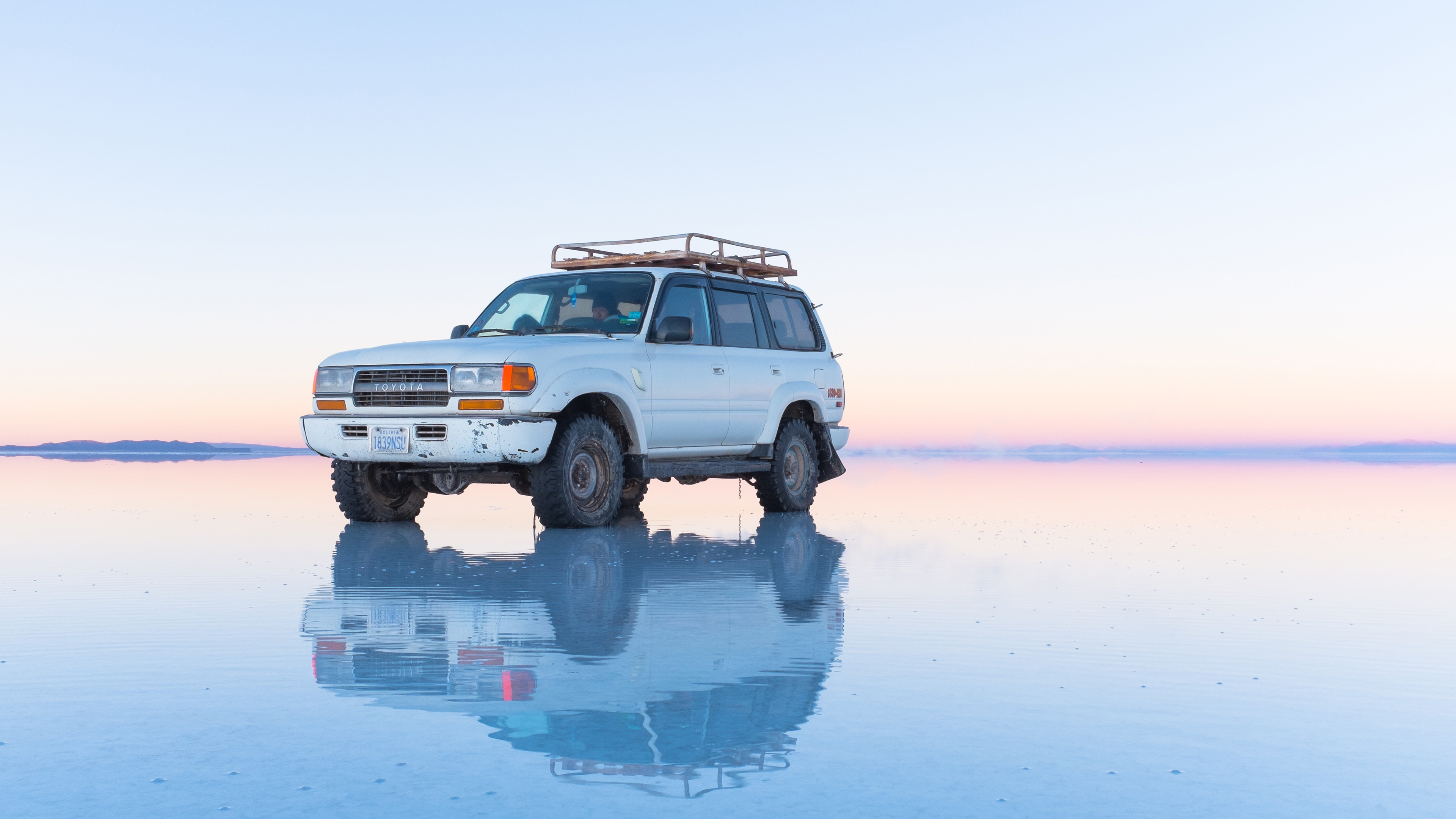 4K 风景 汽车 天空之境 天际线 丰田 TOYOTA