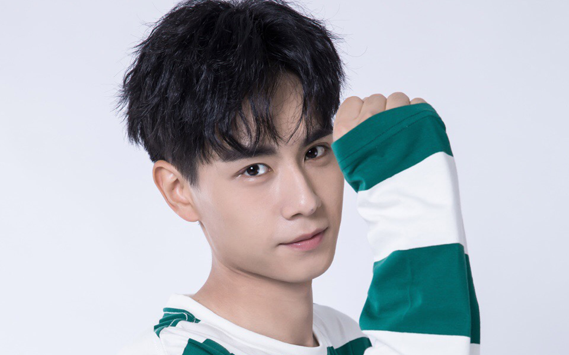 胡一天  内地明星