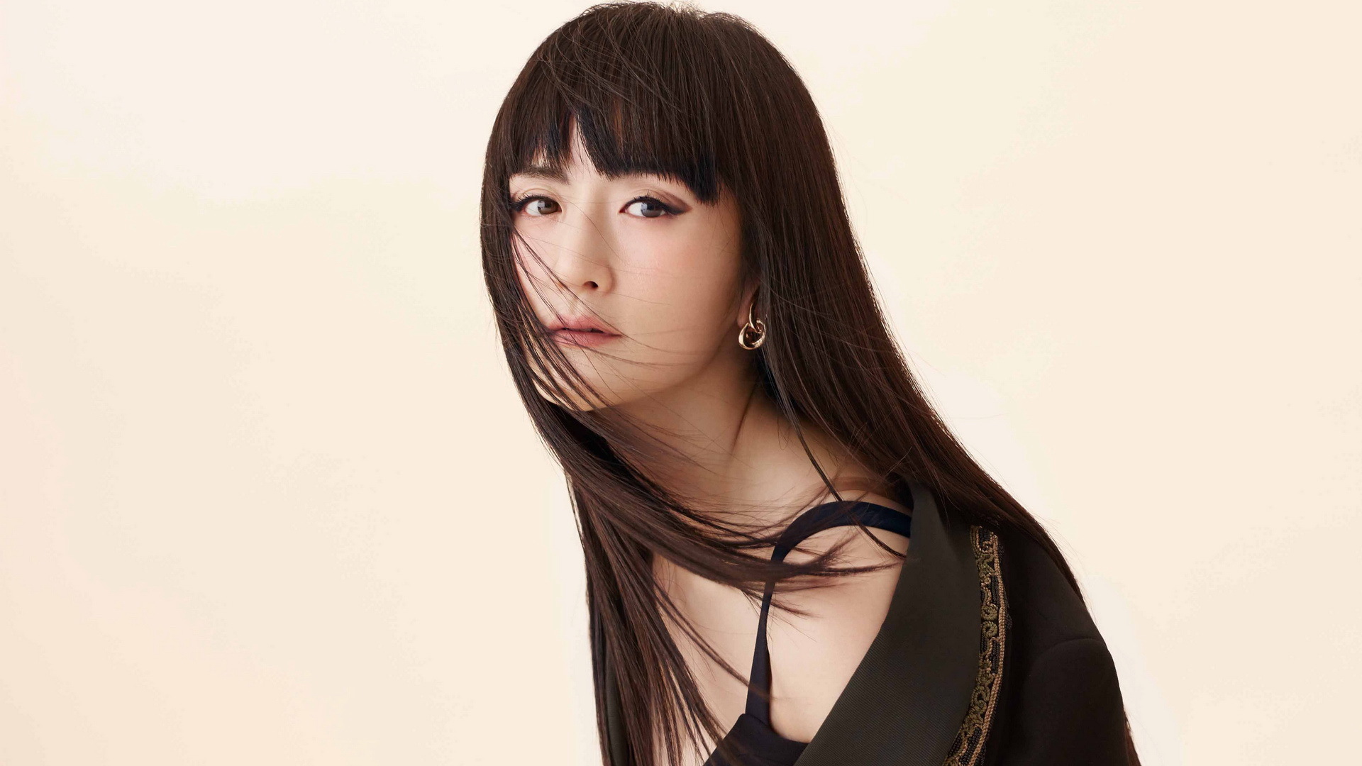 谢娜   主持人   歌手   演员  搞笑美女   明星