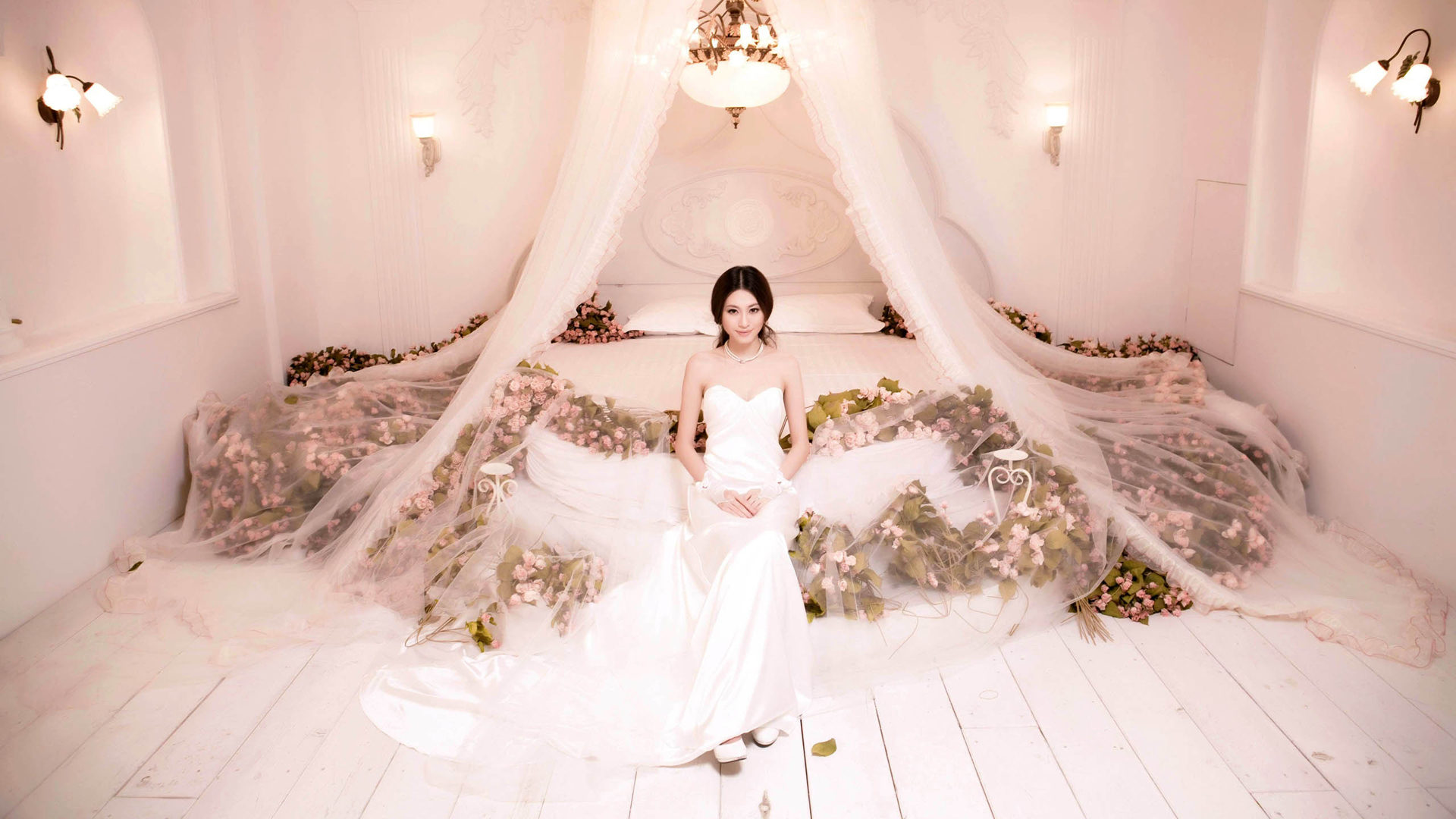 性感女神 婚纱 玫瑰花