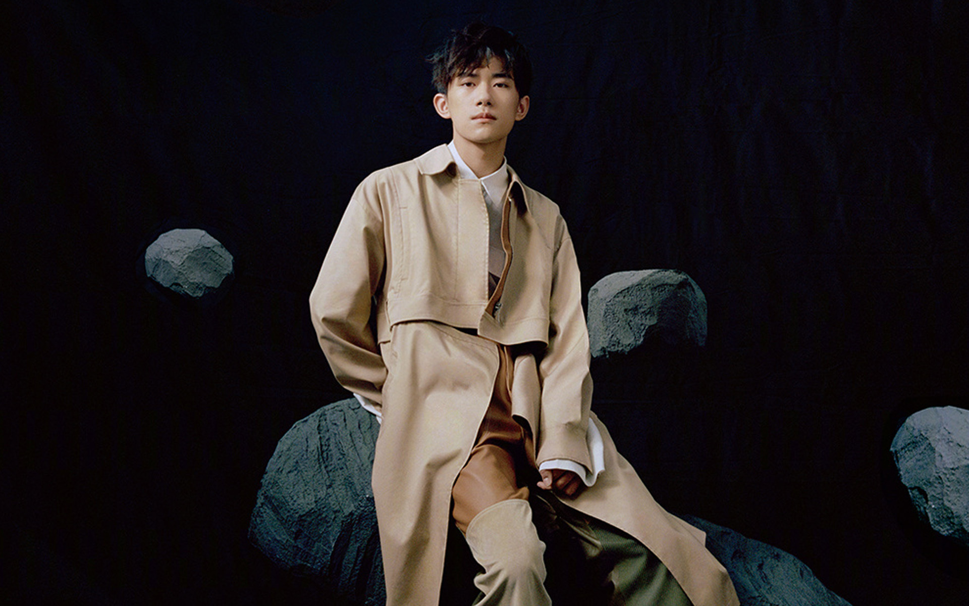 明星  易祥千玺