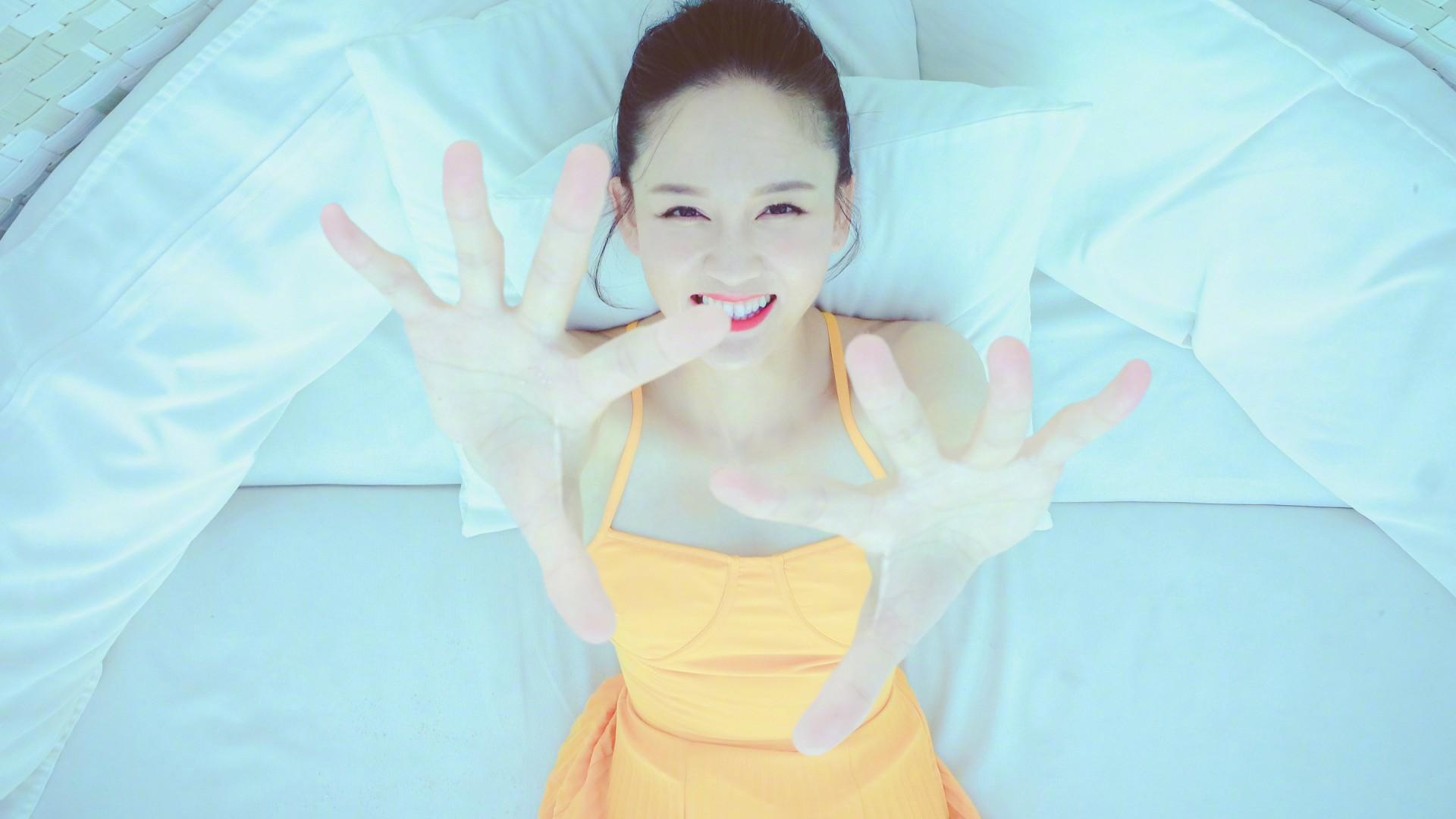 明星风尚 陈乔恩