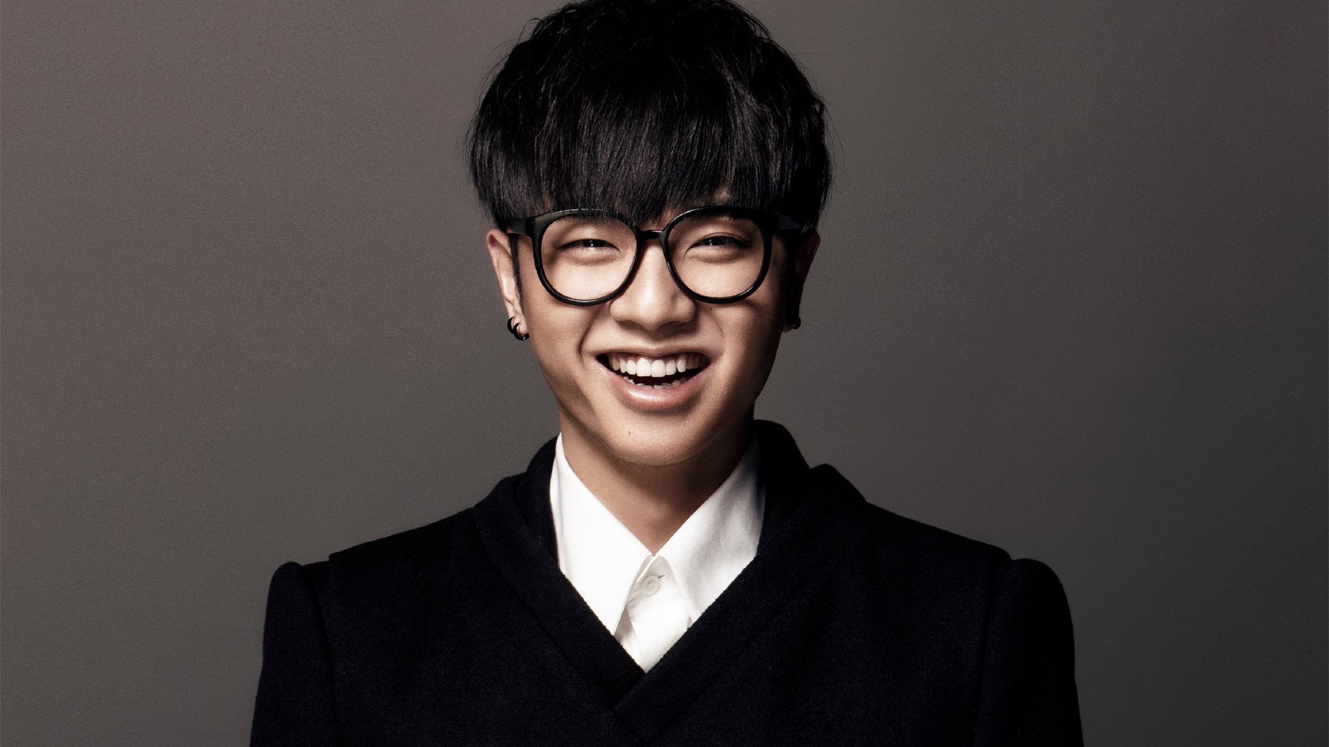 华晨宇 歌手 火星男孩 小鲜肉 明星